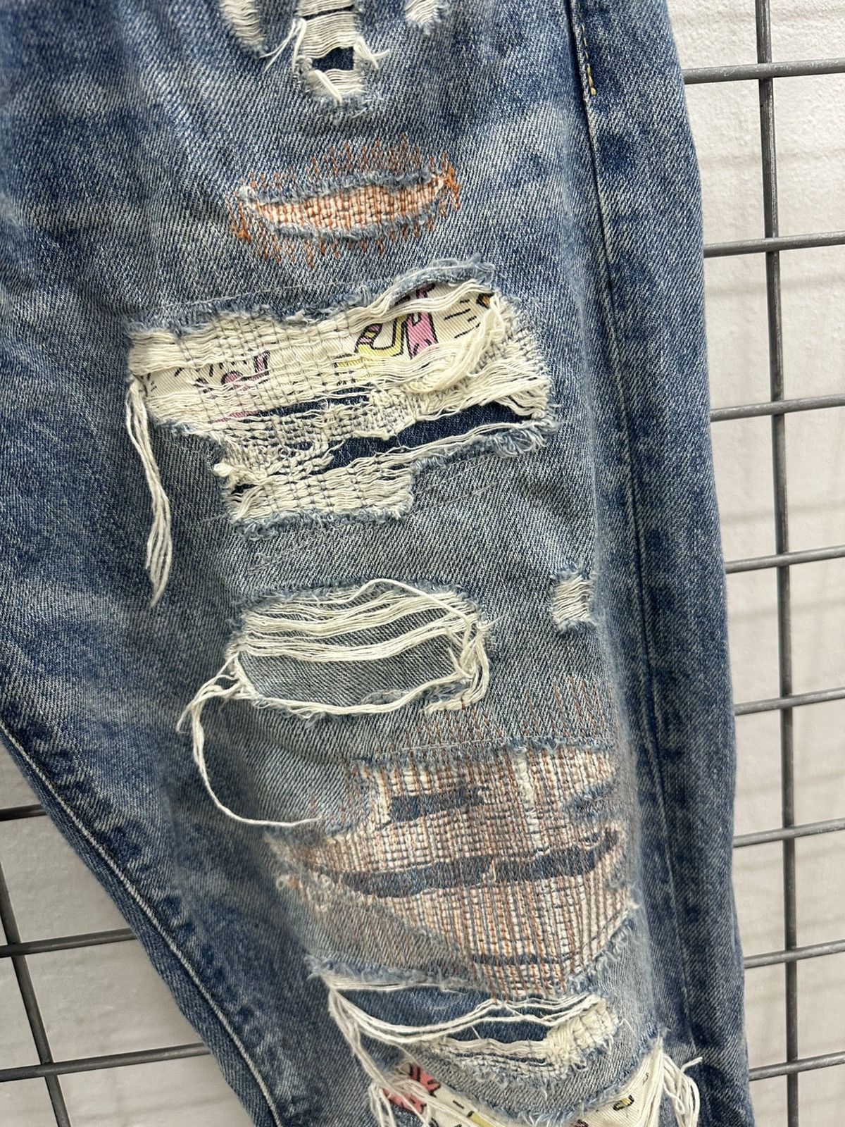 Keith Haring Rare Beautiful Keith Haring X American Eagle Patchwork Jeans Size US 32 / EU 48 - 11 Thumbnail