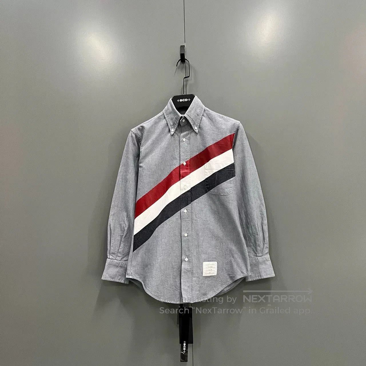 Thom Browne thom browne pink diagonal stripe shirt. Size US XXS / EU 40 - 7 Thumbnail