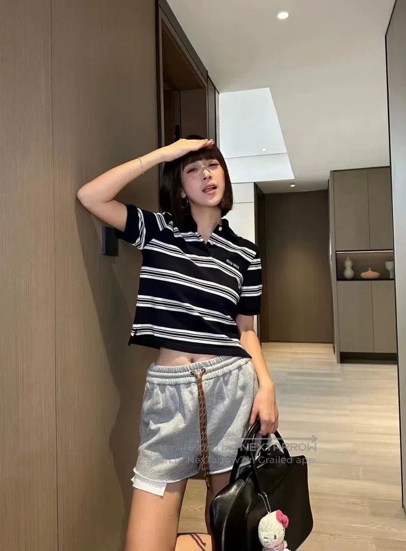 Miu Miu Miu Miu Size XS dark logo printed half-length pleated skirt Size XS / US 0-2 / IT 36-38 - 6 Thumbnail