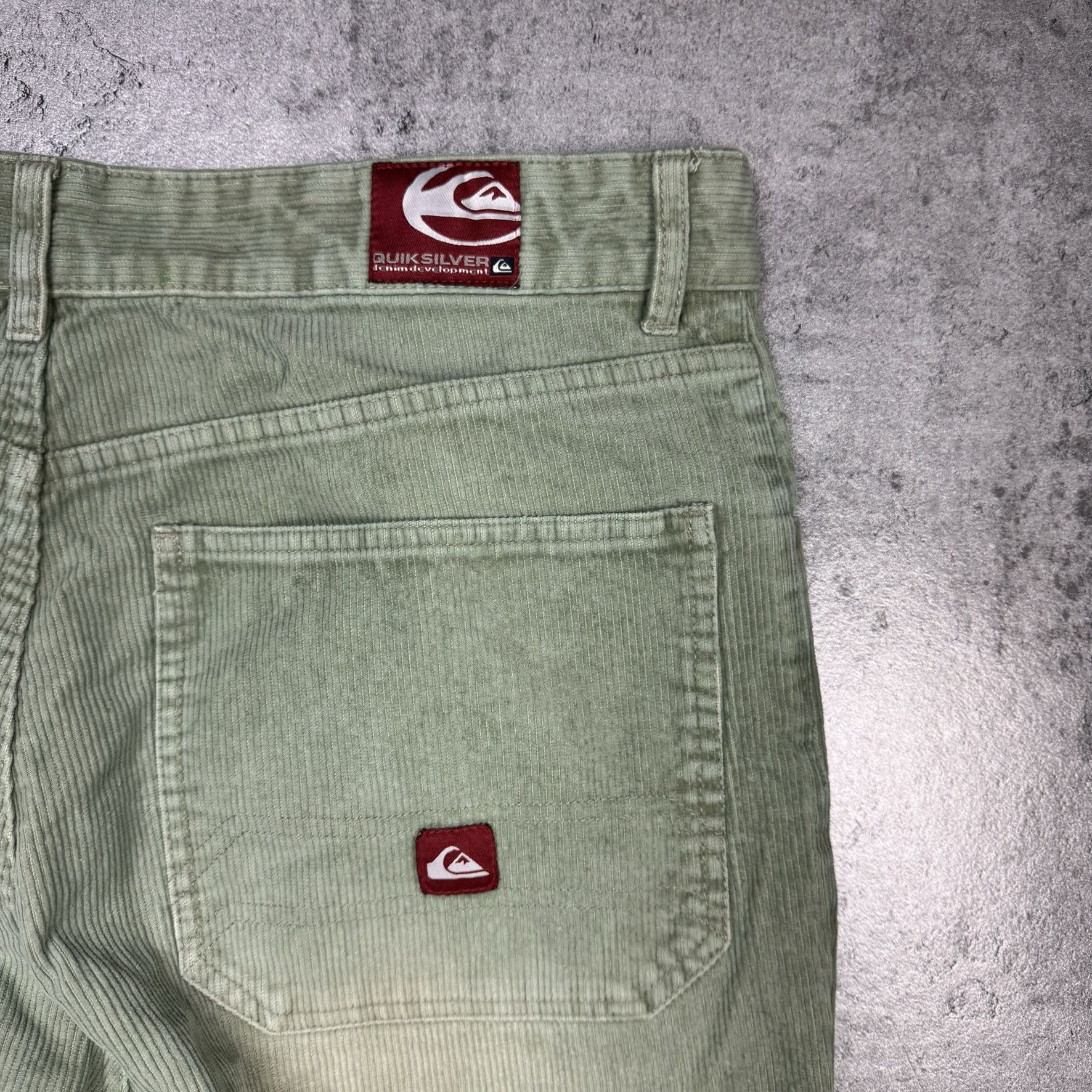 Quiksilver × Vintage Green corduroy trousers vintage Quiksilver Size US 32 / EU 48 - 11 Thumbnail