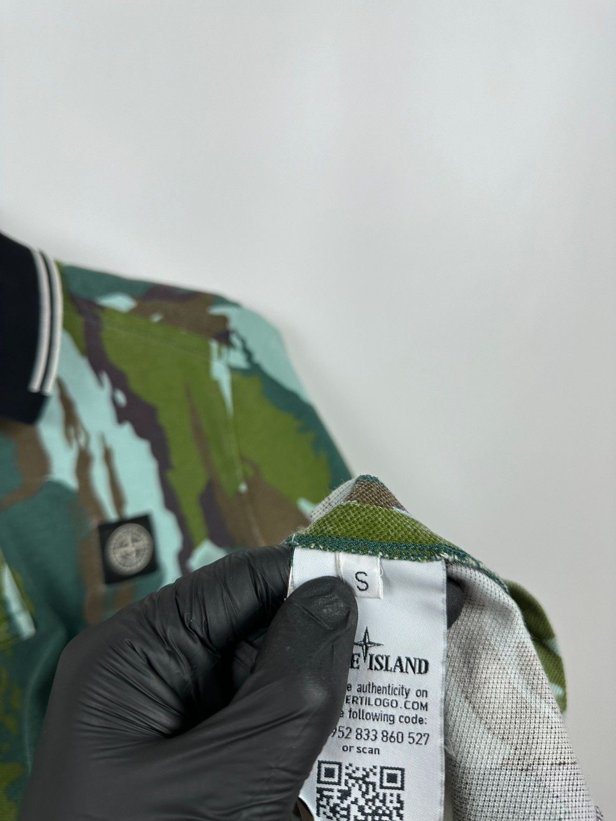 Stone Island Vintage Stone Island Camouflage Polo T-Shirt Size US S / EU 44-46 / 1 - 20 Thumbnail