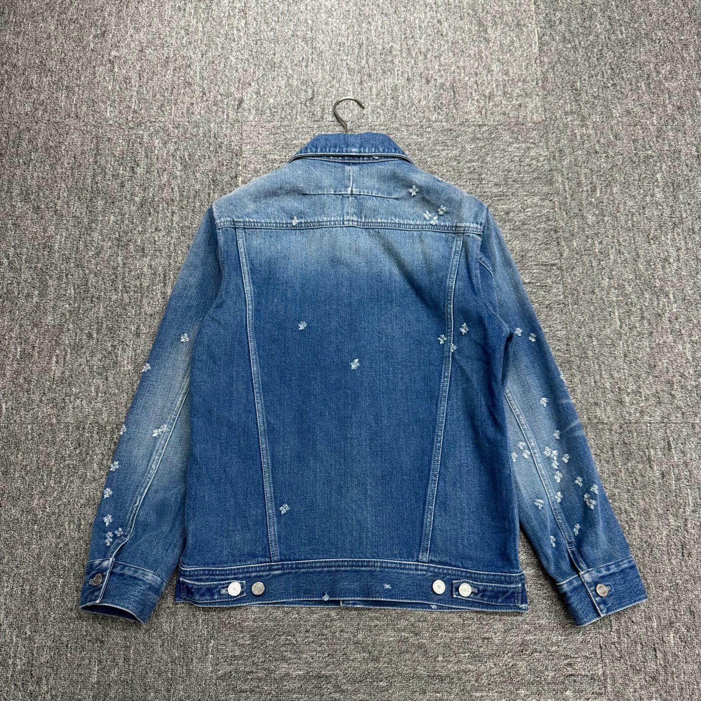 Givenchy Givenchy 1973 Distressed Denim Jacket M Size US M / EU 48-50 / 2 - 5 Thumbnail