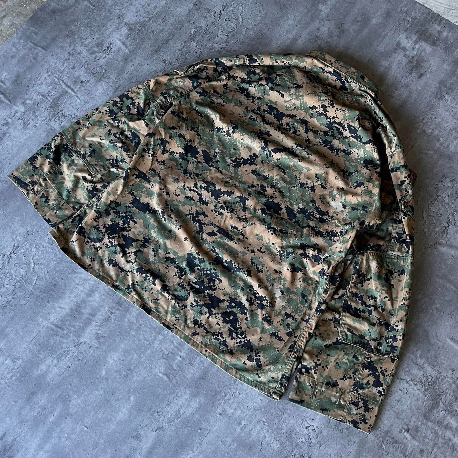 Vintage Crazy Vintage Y2K Digital Camouflage Technical Cargo Jacket Size US L / EU 52-54 / 3 - 4 Thumbnail