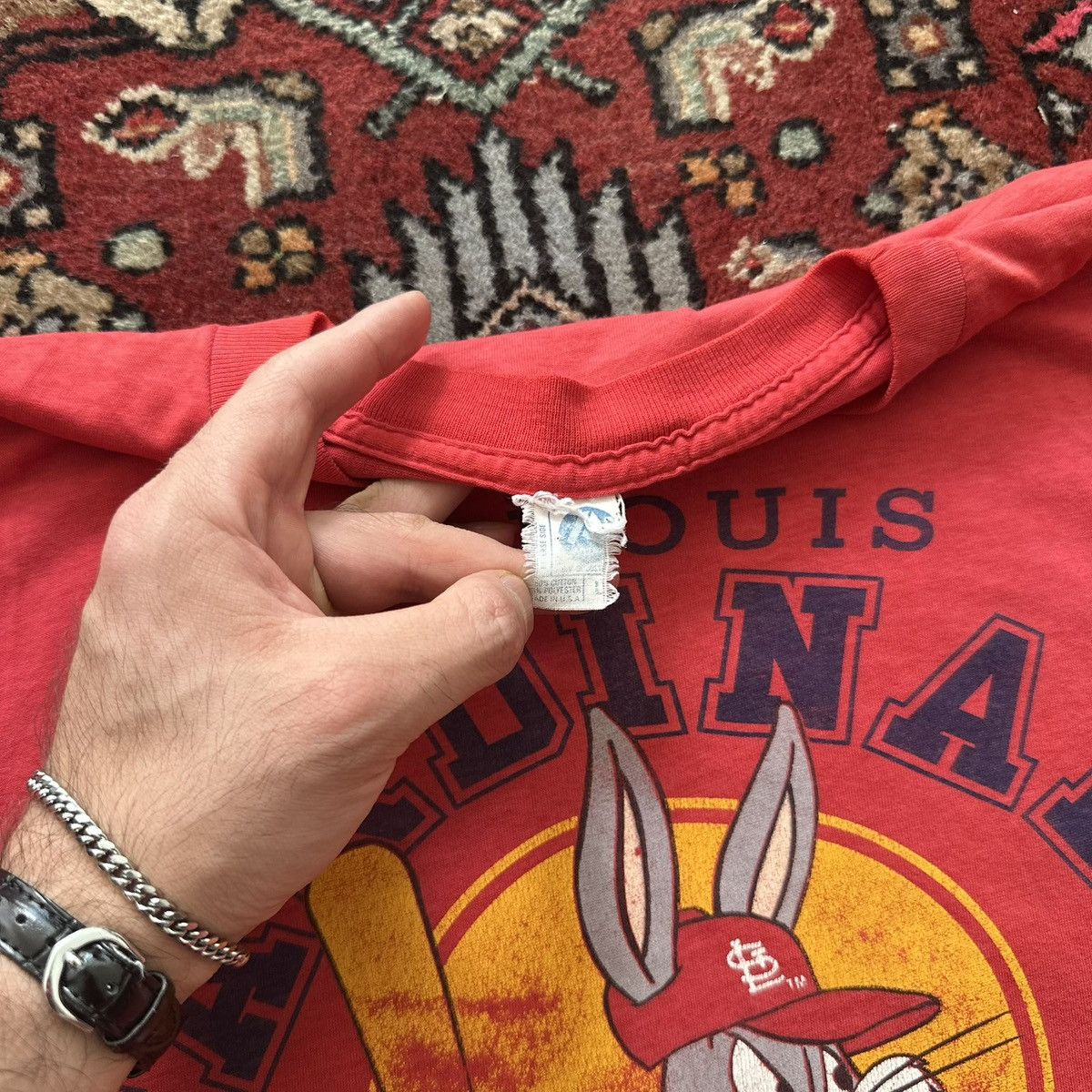 Vintage 1990 Bugs Bunny St. Louis Cardinals MLB Vintage Looney Tunes Size US L / EU 52-54 / 3 - 7 Thumbnail