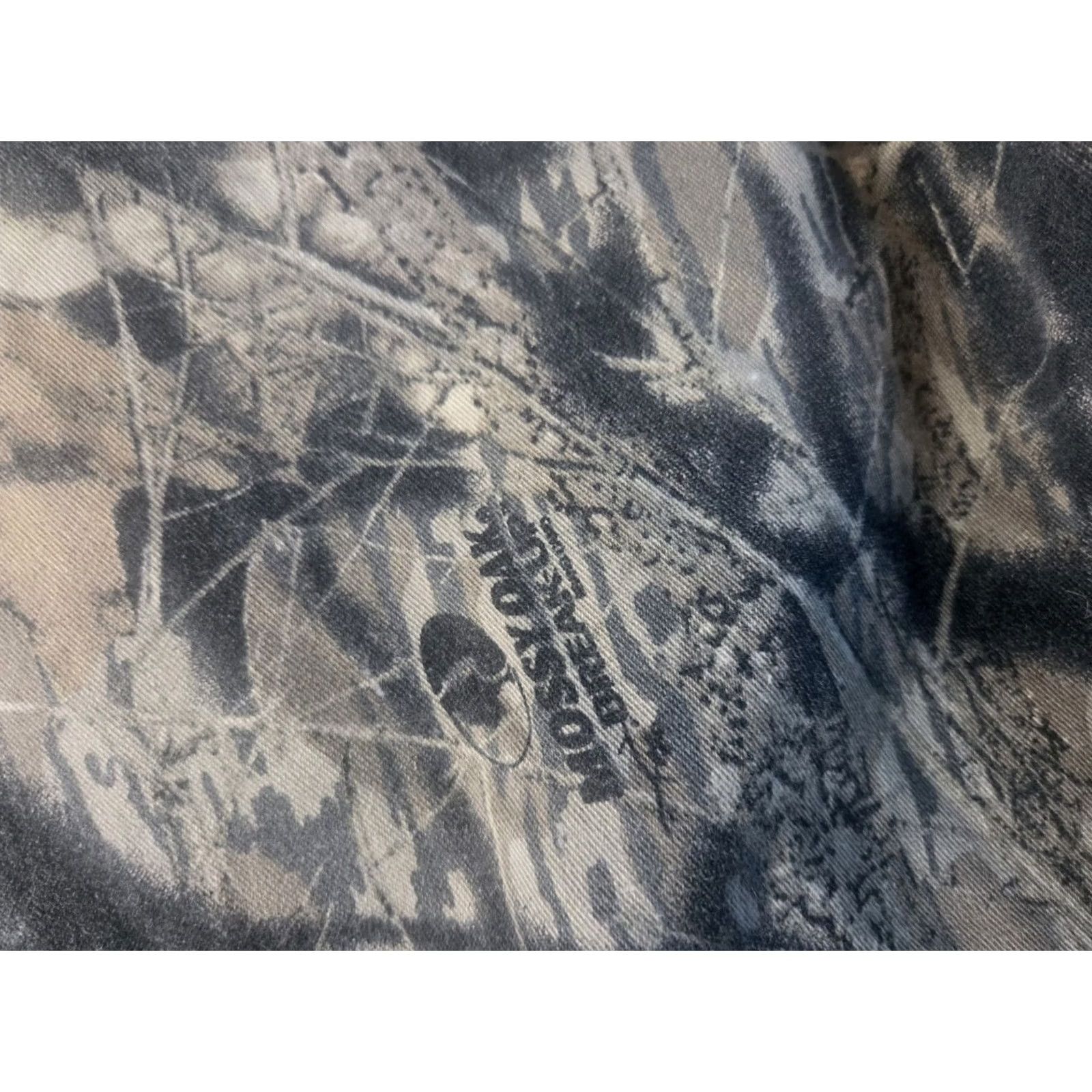 Vintage Mossy Oak Break Up Camo Shirt Camouflage Hunting Men 2XL Long Sleeve Shirt Mens Camouflage 2XL Mossy Oak Break Up Size US XXL / EU 58 / 5 - 5 Thumbnail