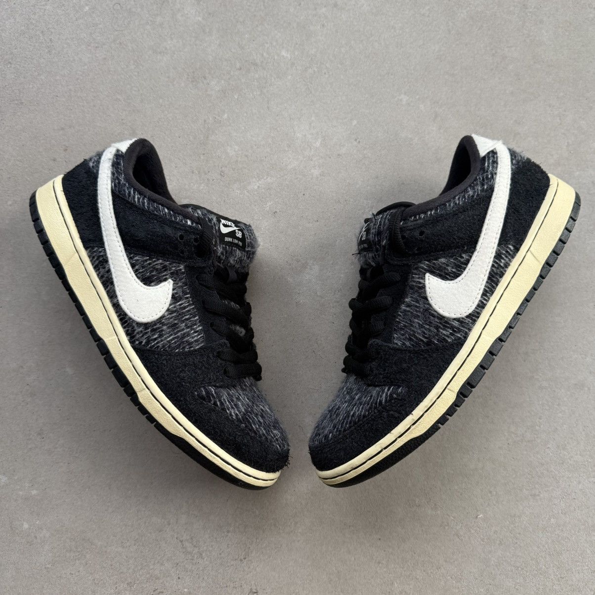 Nike SB Nike SB Dunk Low Warmth Pack 685174-005 Size US 9.5 / EU 42-43 - 1 Thumbnail