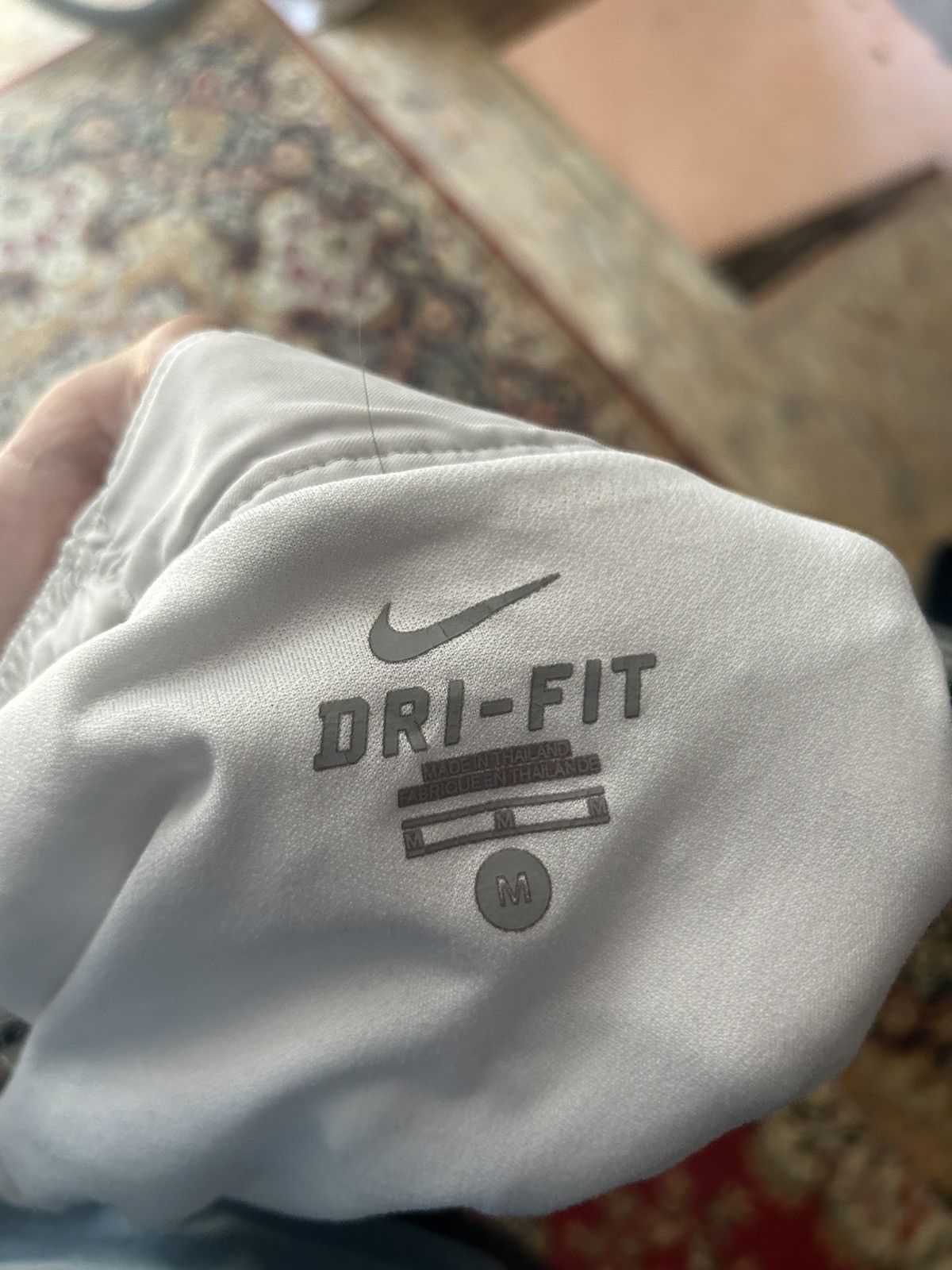 Nike Vintage Manchester United short Size US 32 / EU 48 - 9 Thumbnail