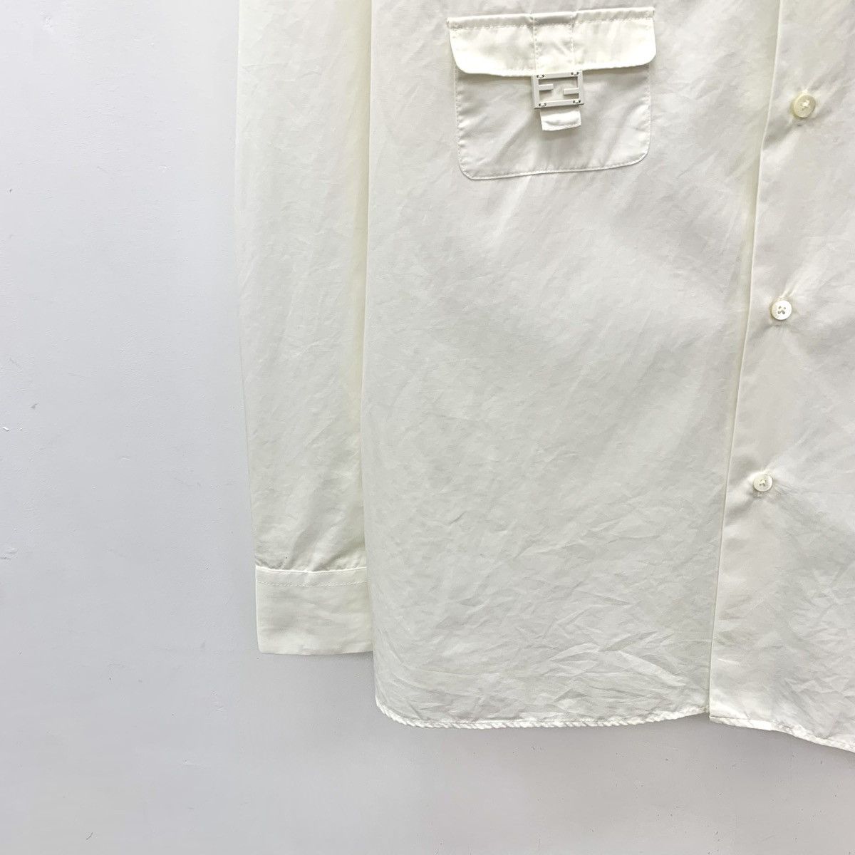 Fendi Fendi White Multi-pocket Long Sleeve Shirt K26WX Size US S / EU 44-46 / 1 - 4 Thumbnail