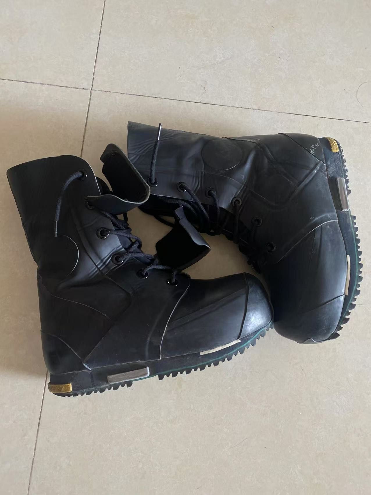 Adidas × Raf Simons × Sterling Ruby Raf Sterling Ruby Bunny Rising Boots (9.5) Size US 9.5 / EU 42-43 - 6 Thumbnail