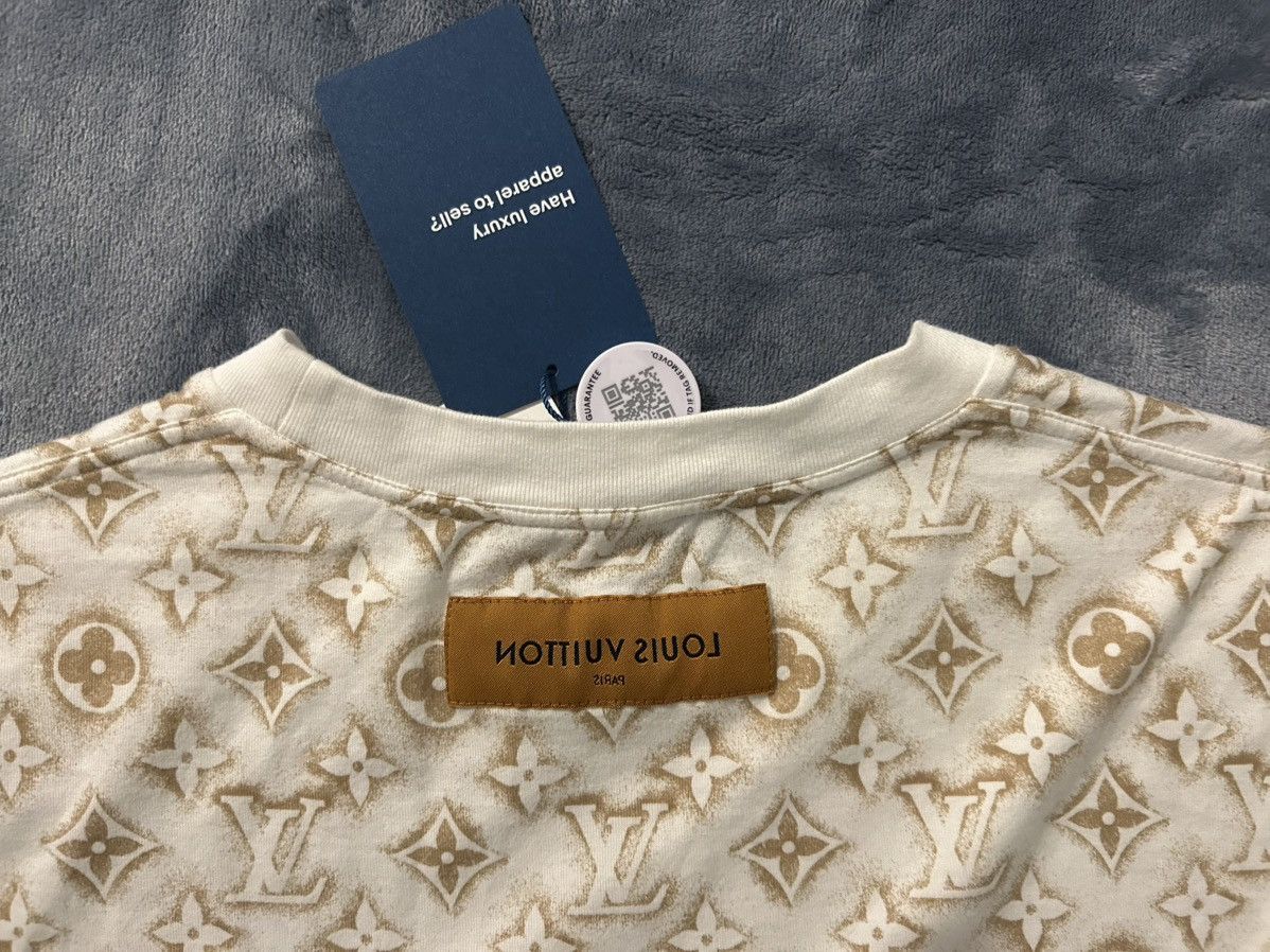 Louis Vuitton Louis Vuitton All-Over Monogram Tee Size US L / EU 52-54 / 3 - 4 Thumbnail