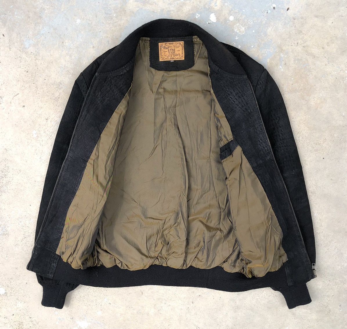 Vintage Vintage Crocodile Texture Leather Bomber Jacket Size US M / EU 48-50 / 2 - 14 Thumbnail