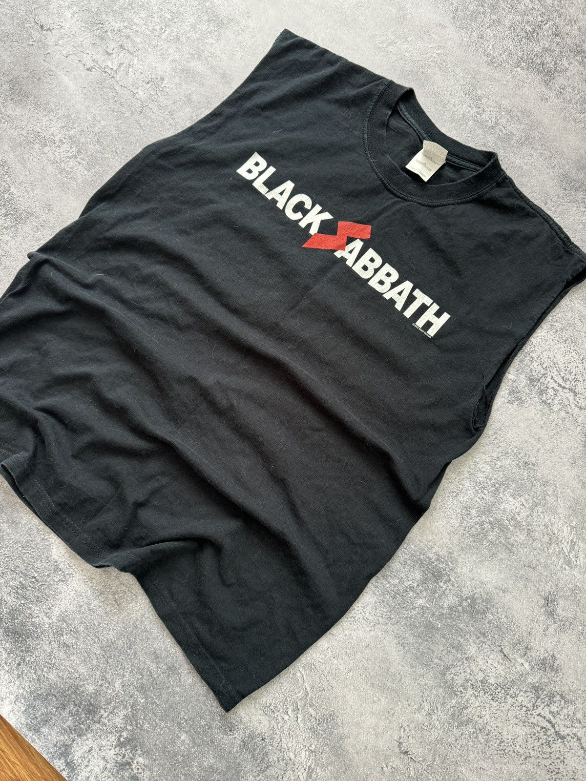 Band Tees × Black Sabbath × Vintage Vintage 2002 Black Sabbath Band Tank Top sizeL Size US L / EU 52-54 / 3 - 2 Thumbnail