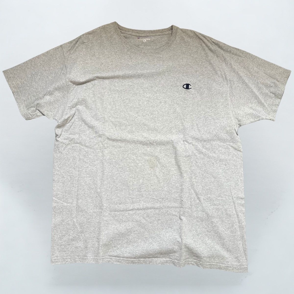Champion Champion Grey XL T-Shirt Embroidered Logo Vintage Size US XL / EU 56 / 4 - 1 Thumbnail