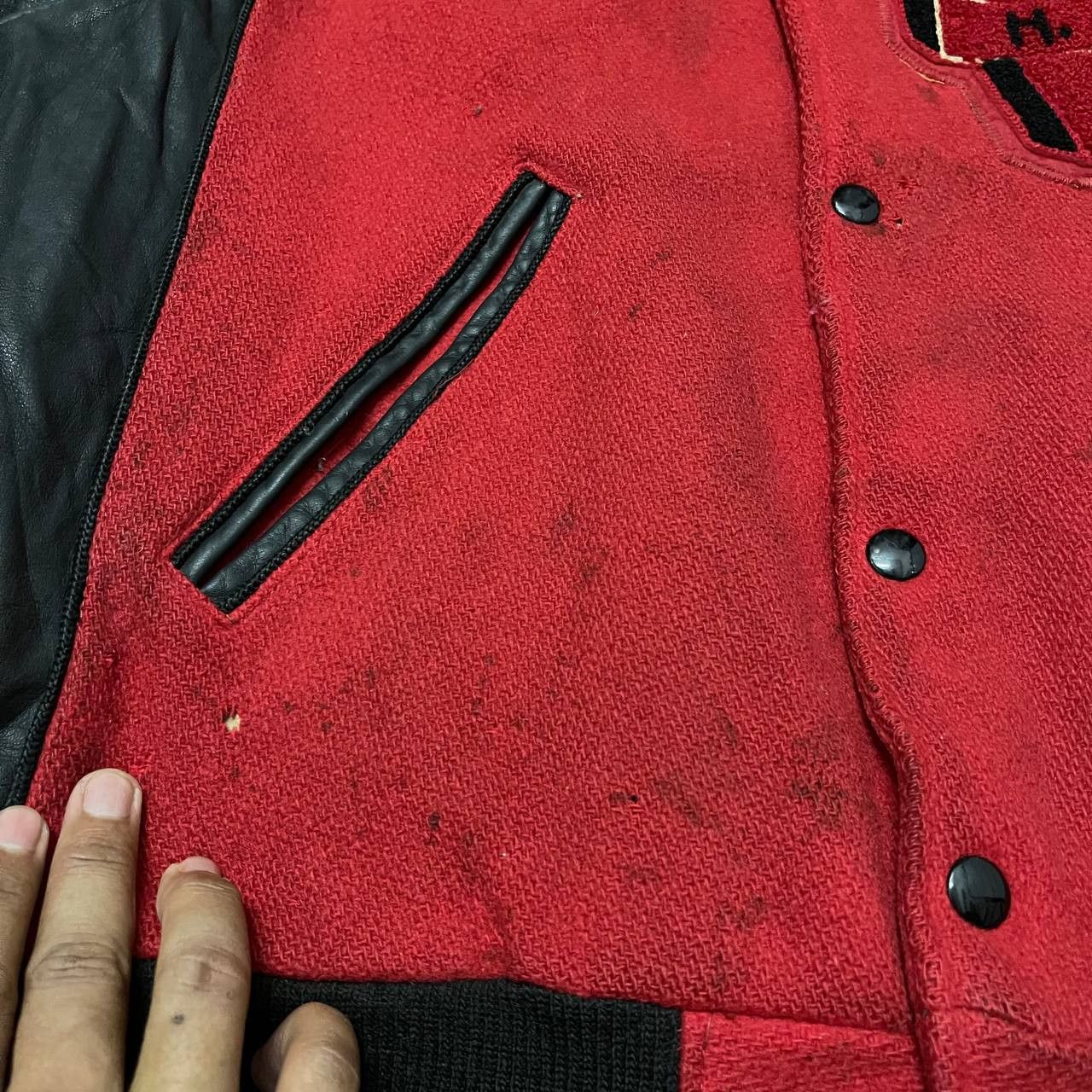 Vintage Vintage H.E.C.E. Varsity Jacket Wool Leather Size US M / EU 48-50 / 2 - 9 Thumbnail