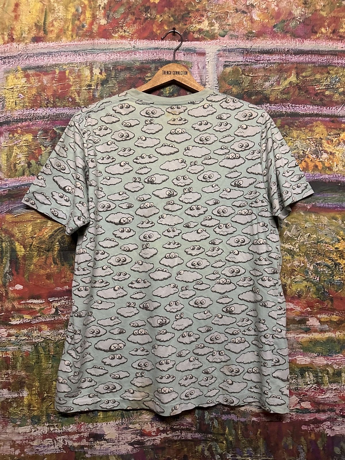 Kaws × Uniqlo Uniqlo x Kaws Tee Size US L / EU 52-54 / 3 - 2 Thumbnail