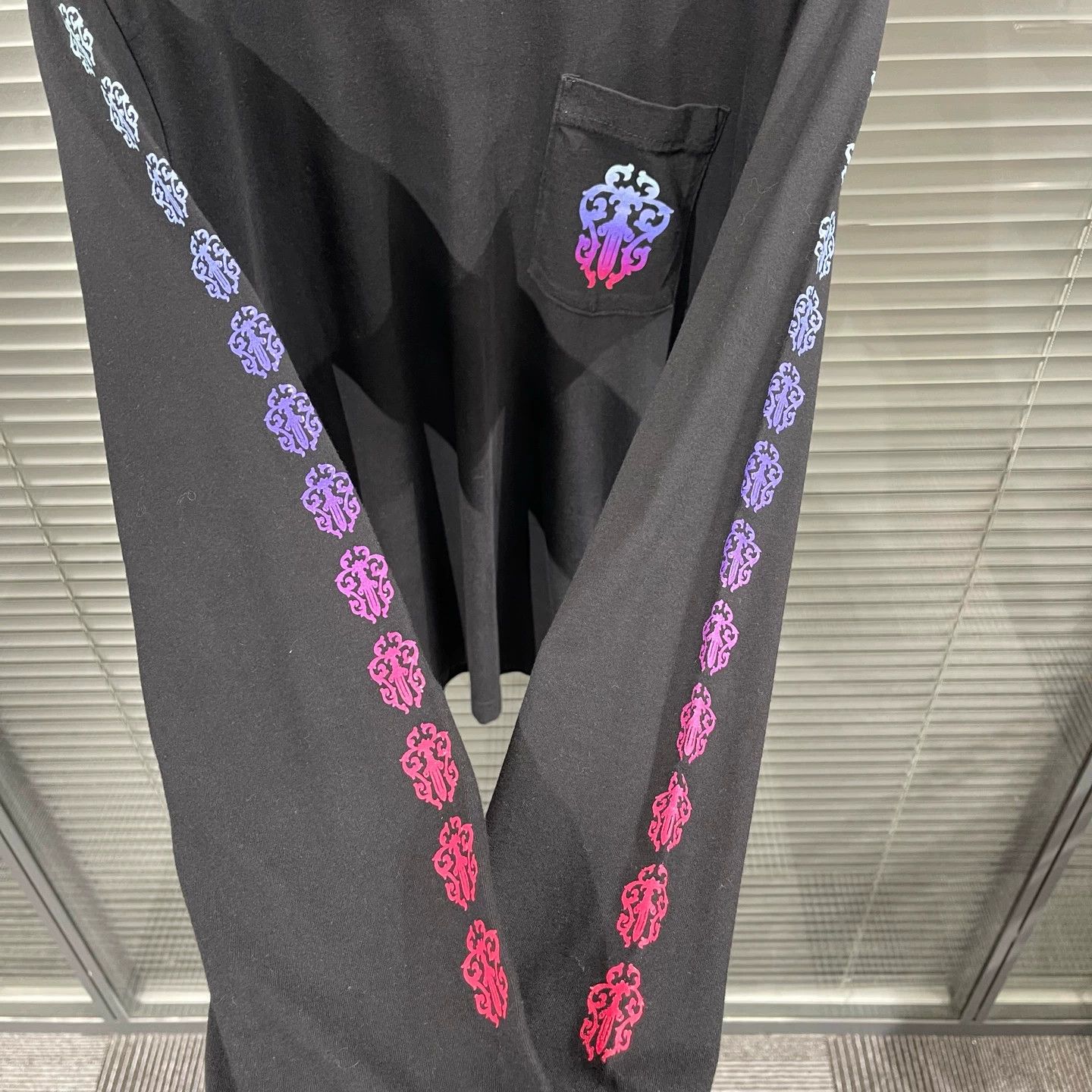 Chrome Hearts Chrome Hearts Black Gradient Crossed Swords LS M 99N Size US M / EU 48-50 / 2 - 5 Thumbnail