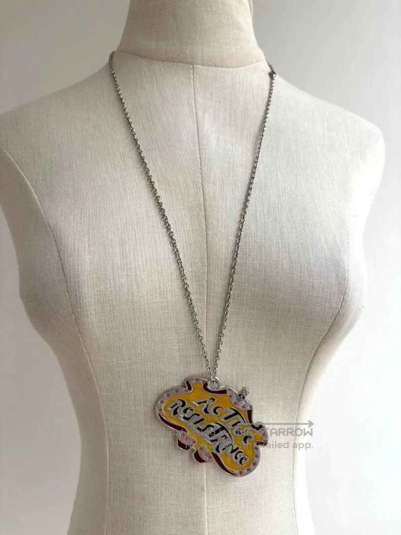 Vivienne Westwood Vivienne Westwood Saturn Necklace . Size ONE SIZE - 6 Thumbnail