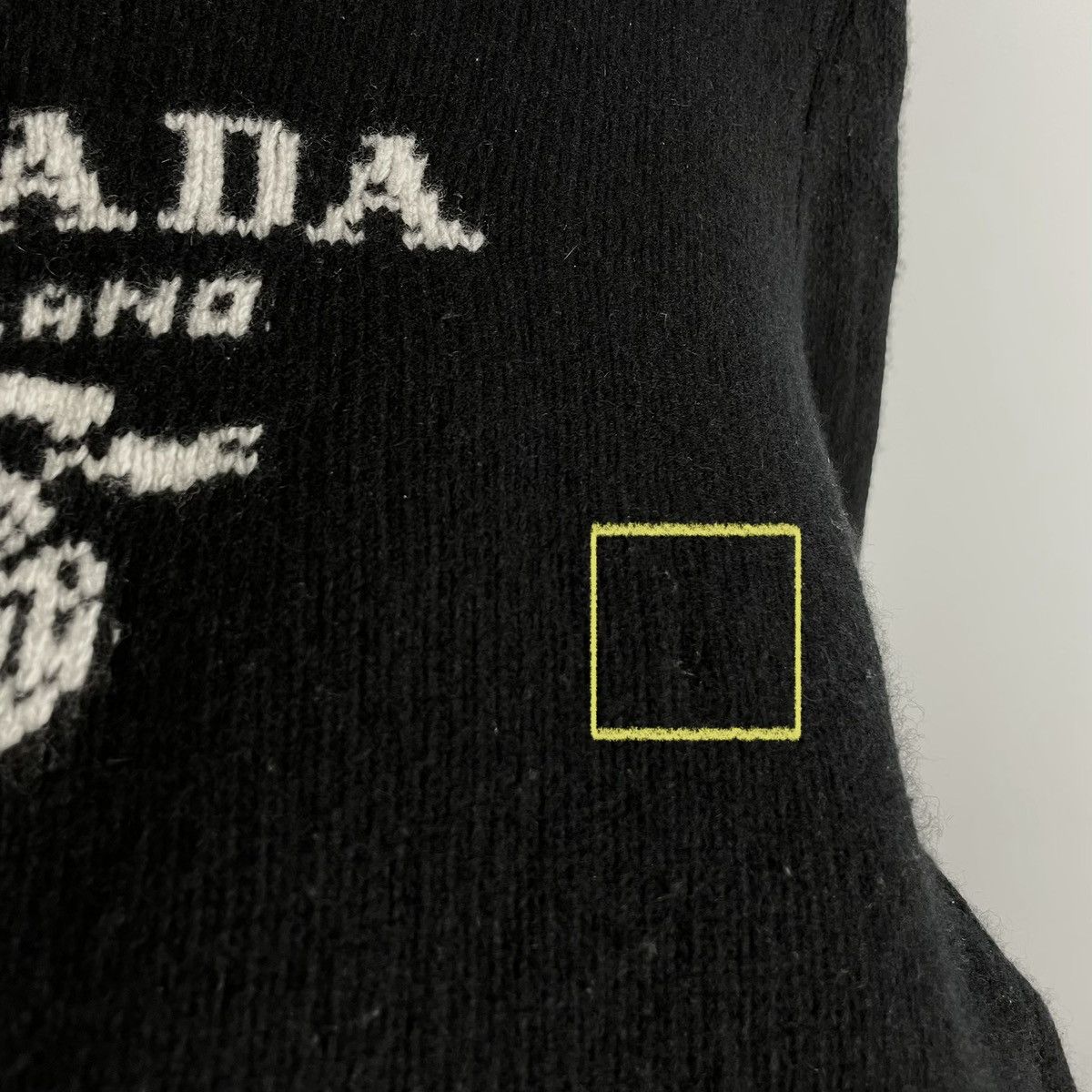Prada Original Prada big logo Cashmere Sweater size 38 Size XS / US 0-2 / IT 36-38 - 12 Thumbnail