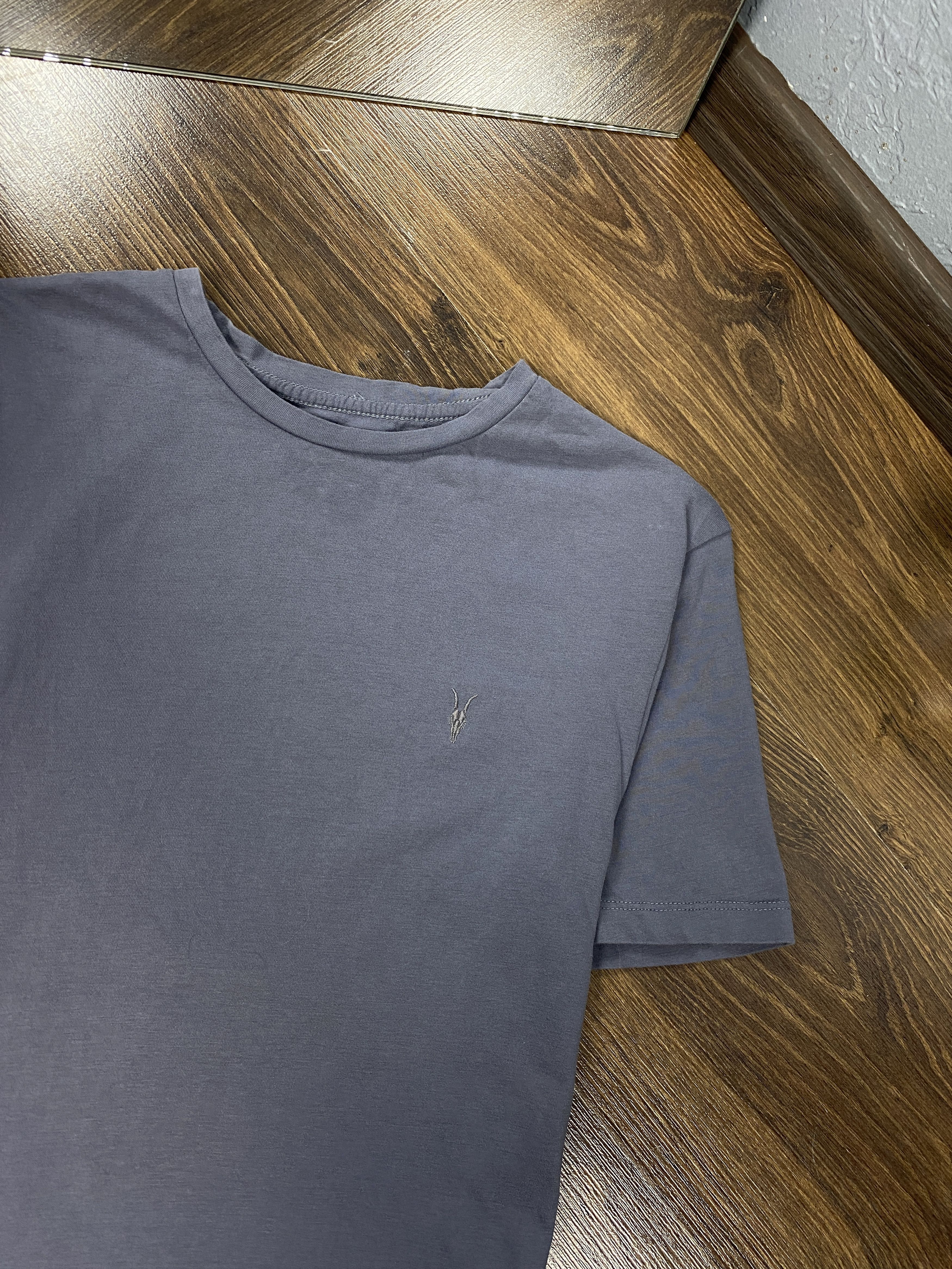 Allsaints Allsaints vintage crew neck t-shirt y2k Size US S / EU 44-46 / 1 - 2 Thumbnail