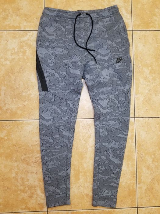 Nike tech cheap fleece jacquard pants