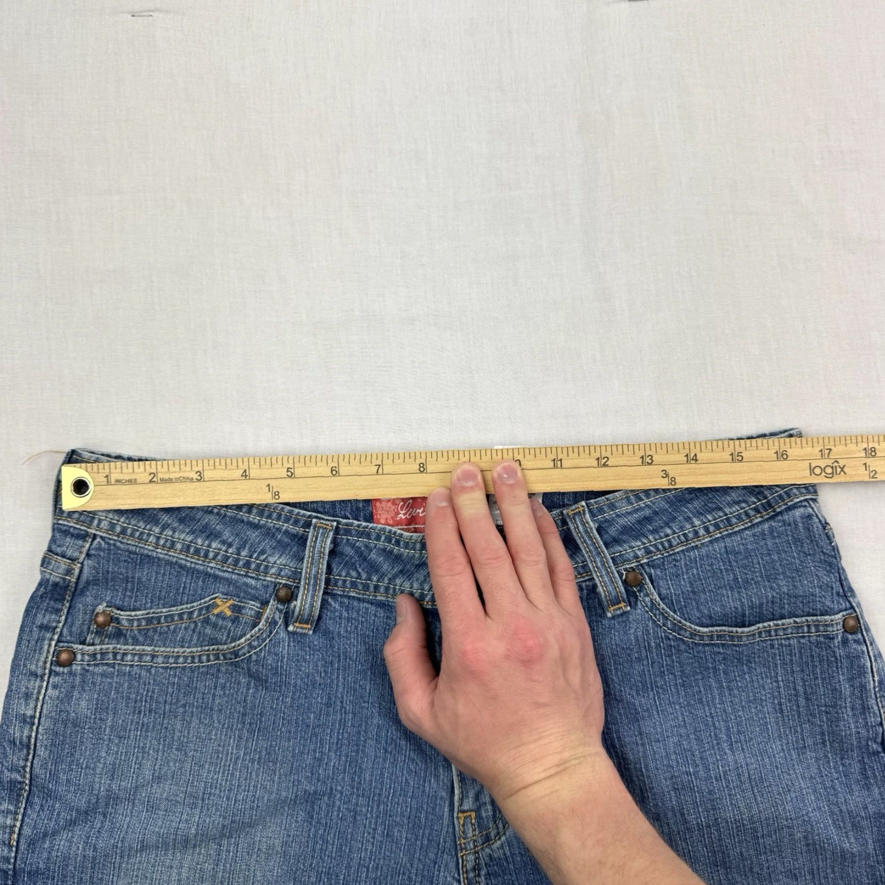 Levi's VINTAGE Levi's High Waist Jean Shorts Women's 12 Blue Stretch Hipster Y2K Classic Size 34" / US 12 / IT 48 - 7 Thumbnail