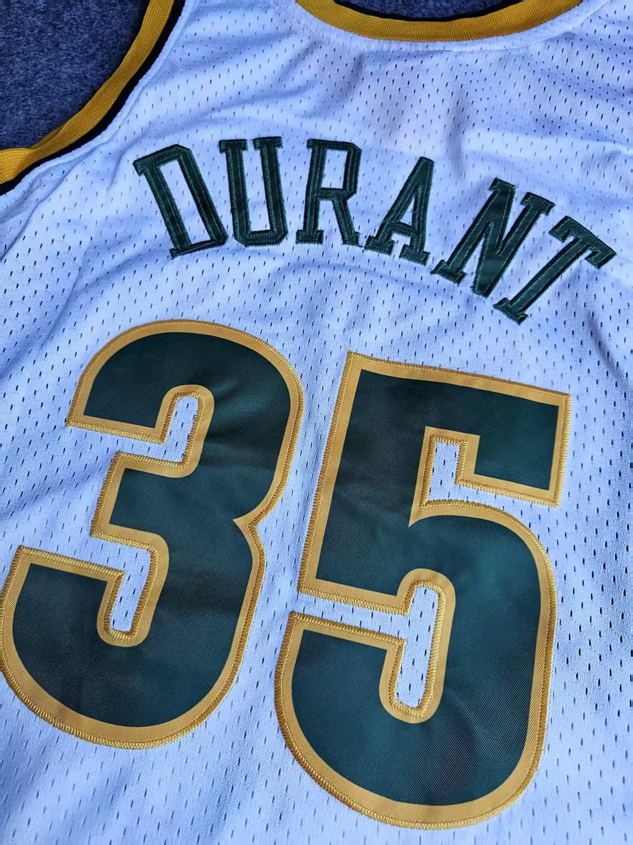 NBA 2007 08 Seattle SuperSonics 35 Kevin Durant Jersey Size US M / EU 48-50 / 2 - 3 Thumbnail