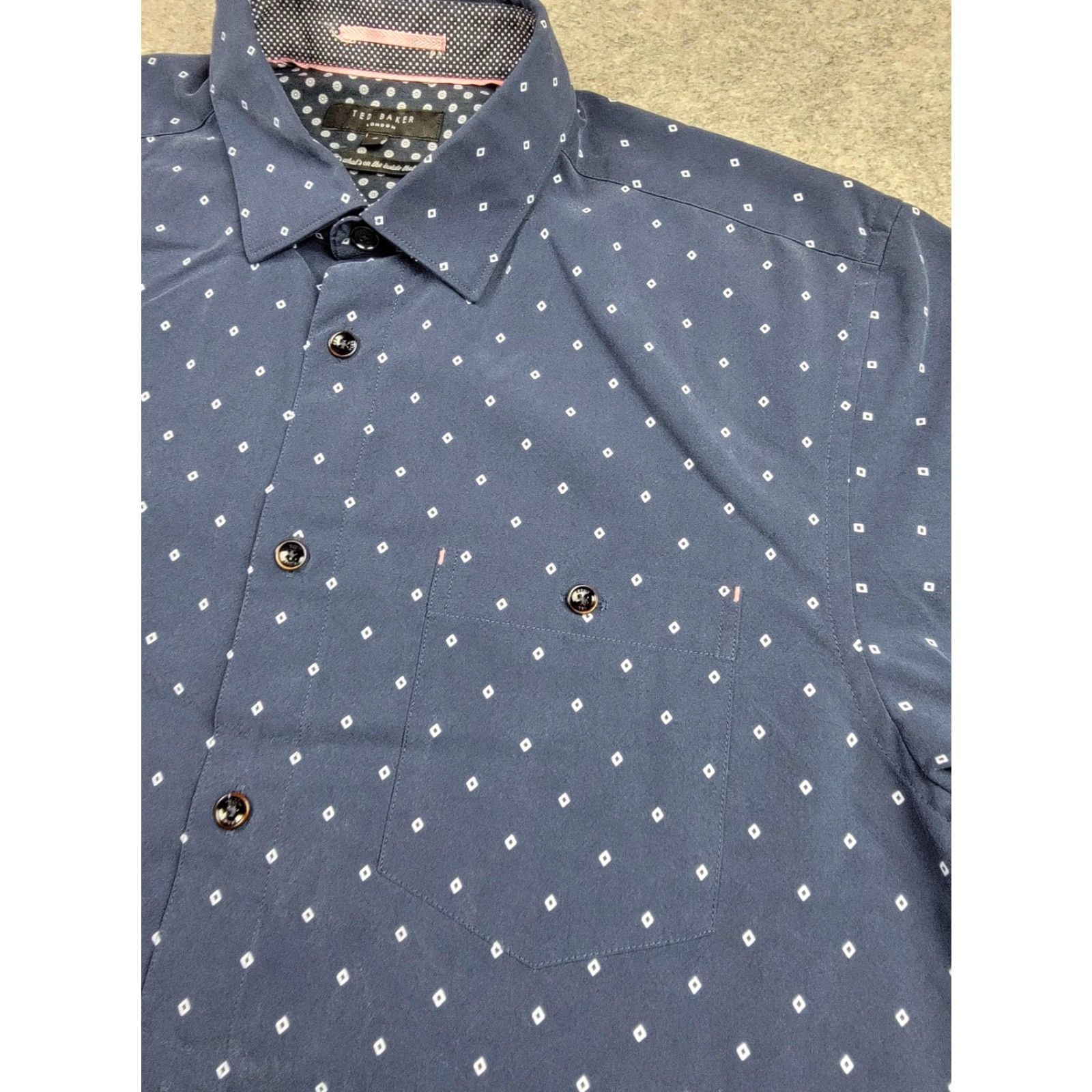 Ted Baker Ted Baker Shirt Mens Large Short Sleeve Pattern Button Up Modal Blend Casual blue geometric square print Size US L / EU 52-54 / 3 - 5 Thumbnail