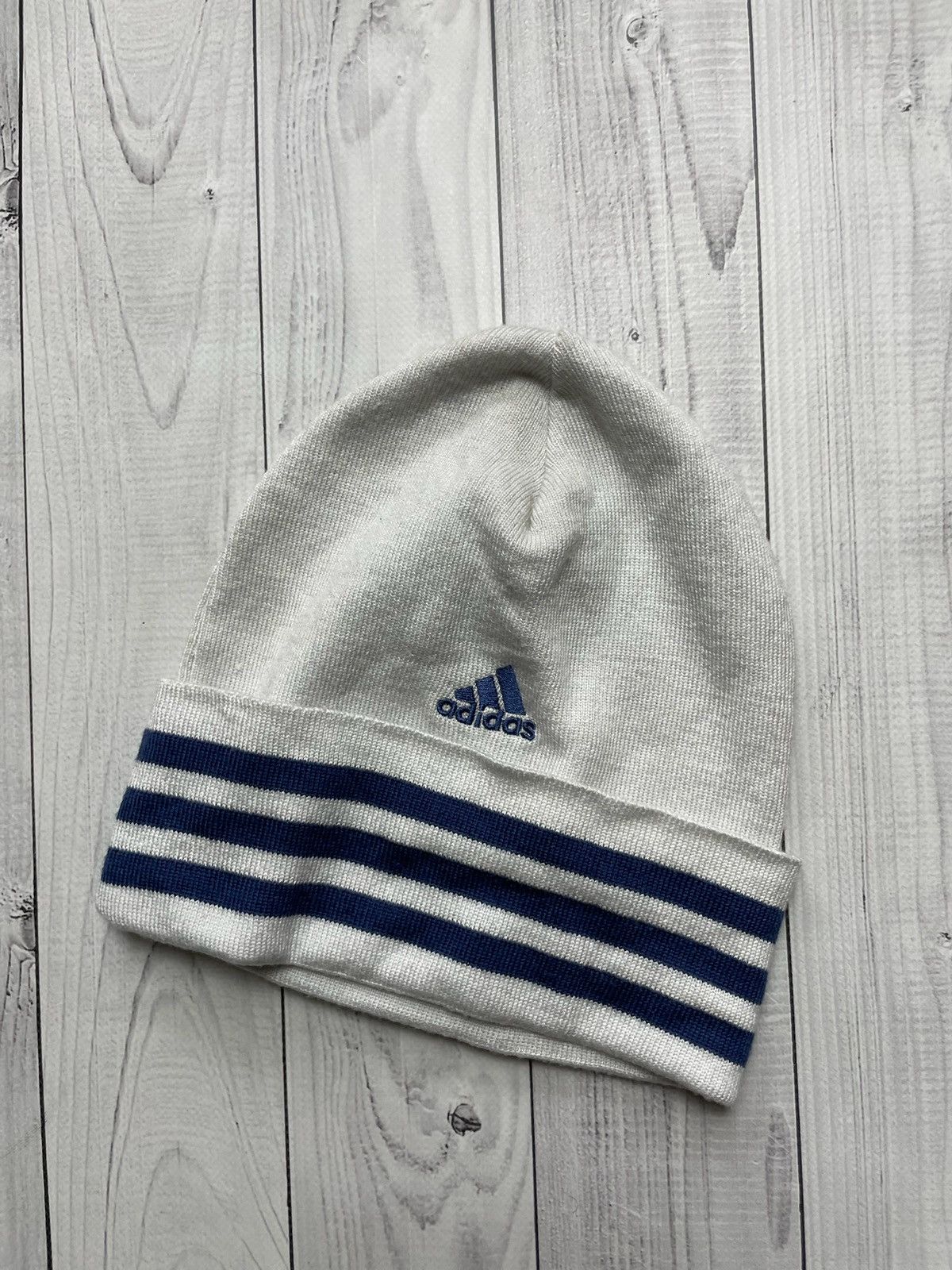 Adidas × Vintage Vintage adidas soccer hat Real Madrid logo Size ONE SIZE - 2 Thumbnail