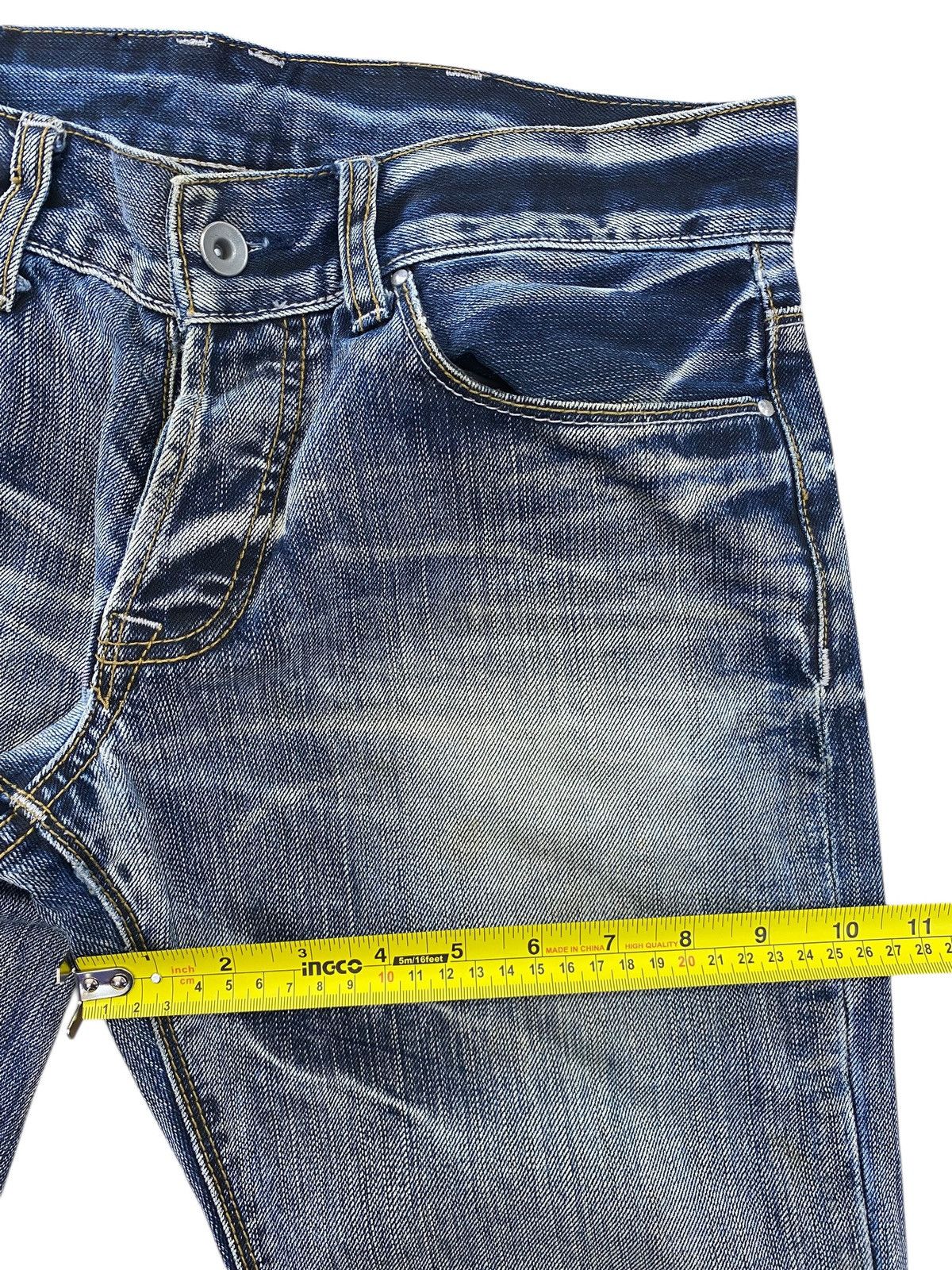 Boycott Boycutt Faded Wash Whiskered Style Straight Leg Jeans Size US 31 - 7 Thumbnail