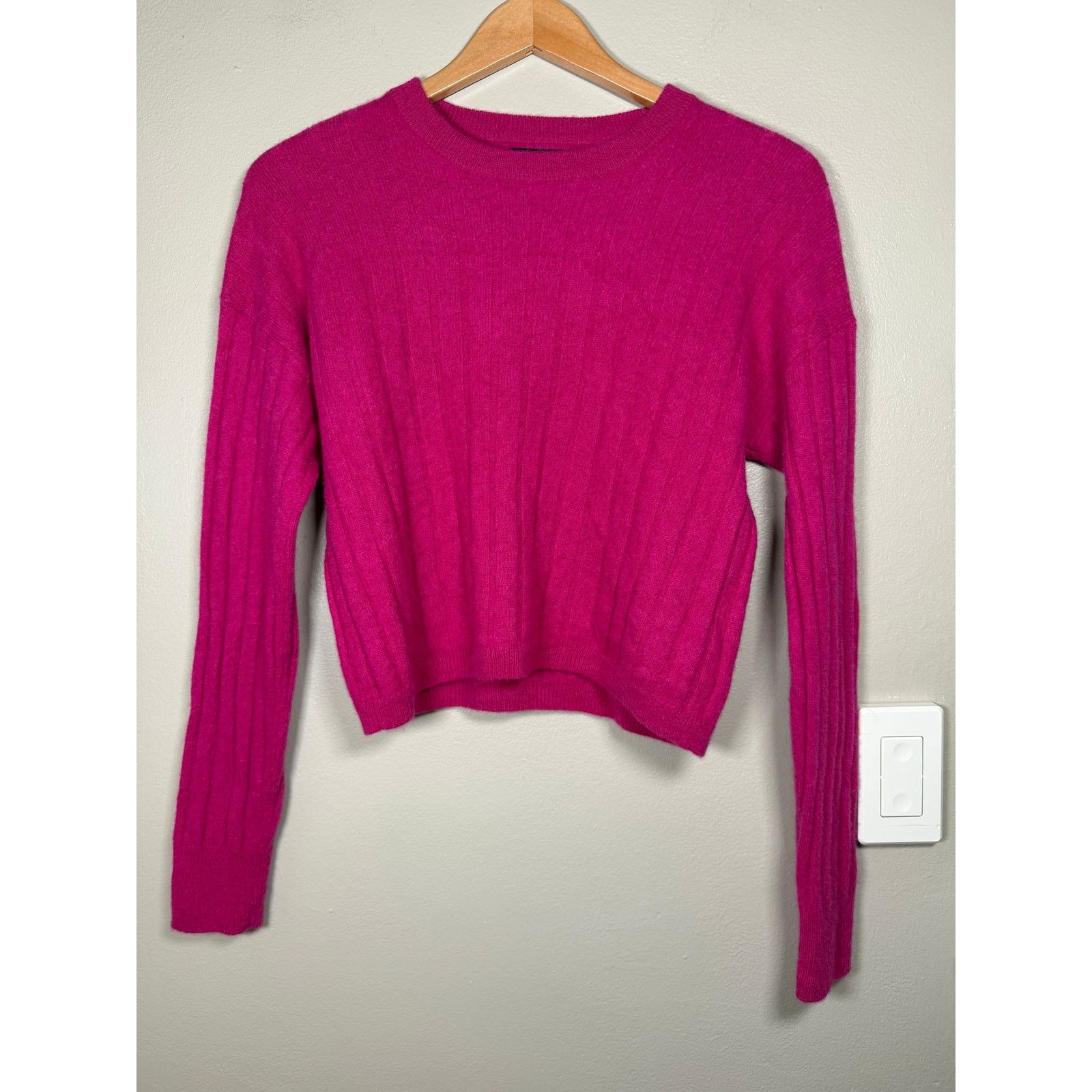NAADAM NWOT Naadam Lightweight Cashmere Ribbed Cropped Sweater S Size S / US 4 / IT 40 - 2 Thumbnail
