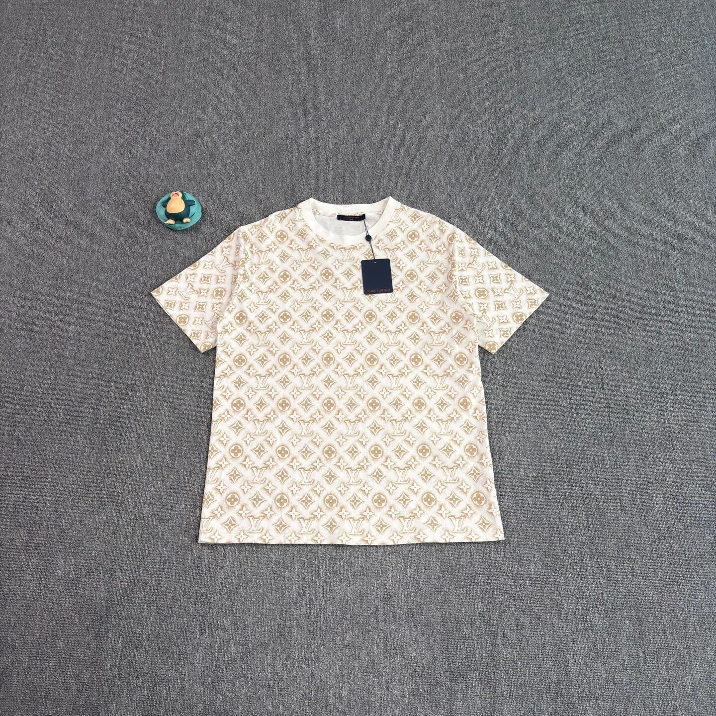 Louis Vuitton Beige Patterned Short Sleeve Shirt - XL Size US XL / EU 56 / 4 - 1 Thumbnail