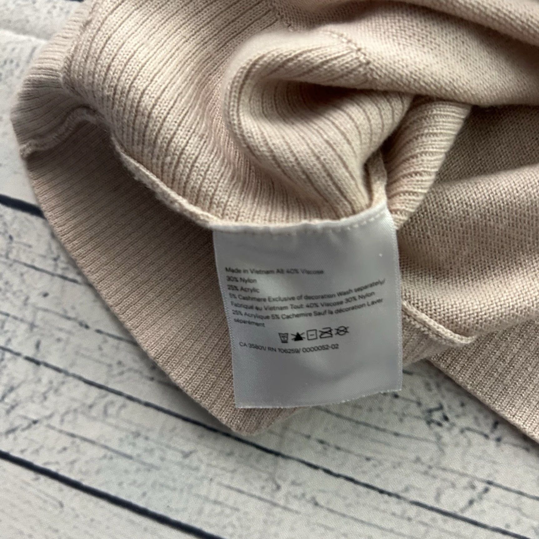 Lululemon Lululemon Cashmere Blend Long Sleeve Sweater Women's 6 Rose Pink Pullover Button-Up Women's Knit Hoodie? Size M / US 6-8 / IT 42-44 - 4 Thumbnail