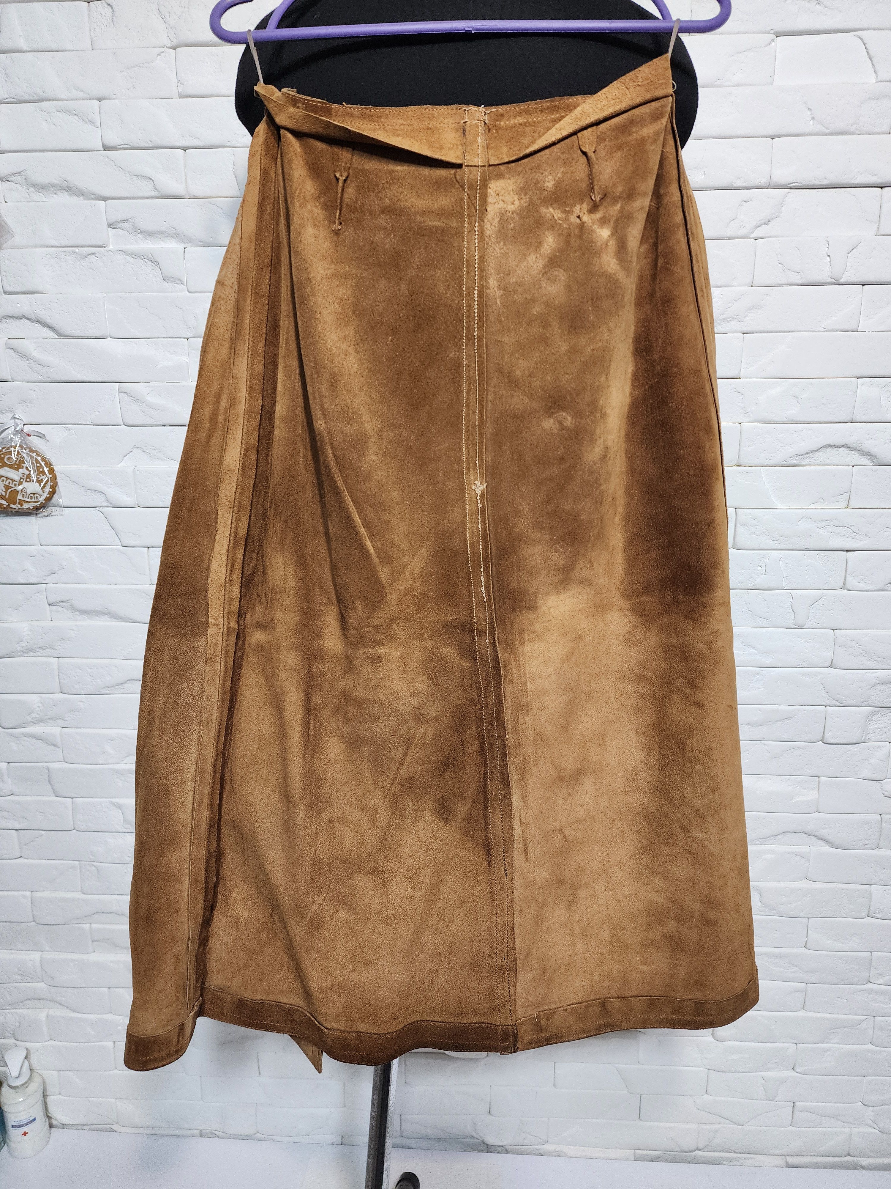 Other Brown Suede Leather Skirt, Metal Buttons Fasteners Size 28" / US 6 / IT 42 - 9 Thumbnail