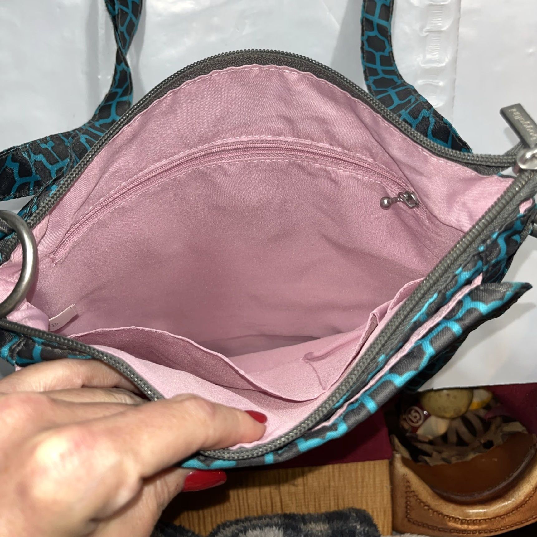 Vintage Baggallini Crossbody Bag Purse Gray Geometric Adjustable Strap Pink Lining 11” X 11” Women Bag Crossbody 11 in 11 in Size ONE SIZE - 7 Thumbnail