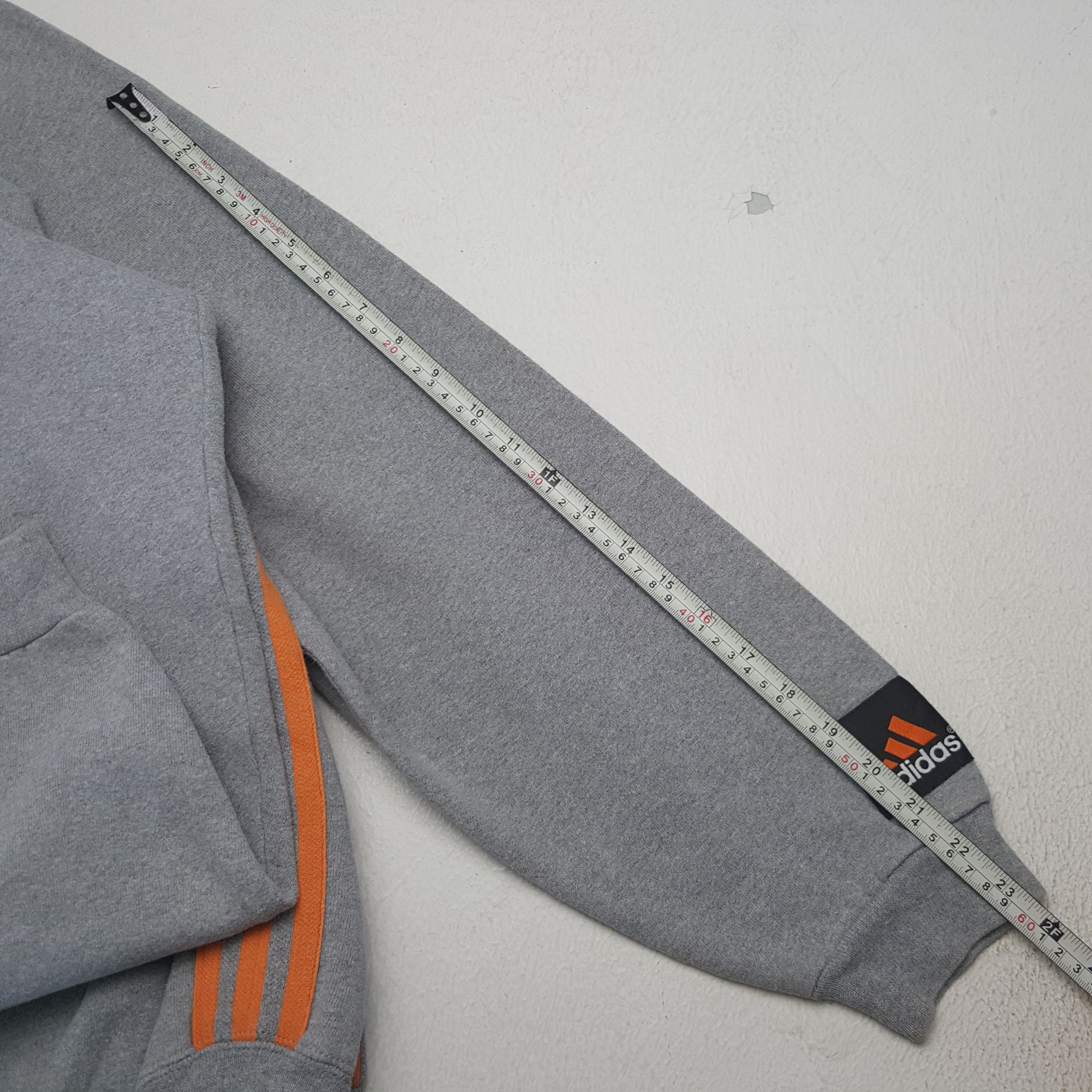 Adidas × Vintage Vintage Adidas T Sweatshirt Hoodies Size US XL / EU 56 / 4 - 8 Thumbnail