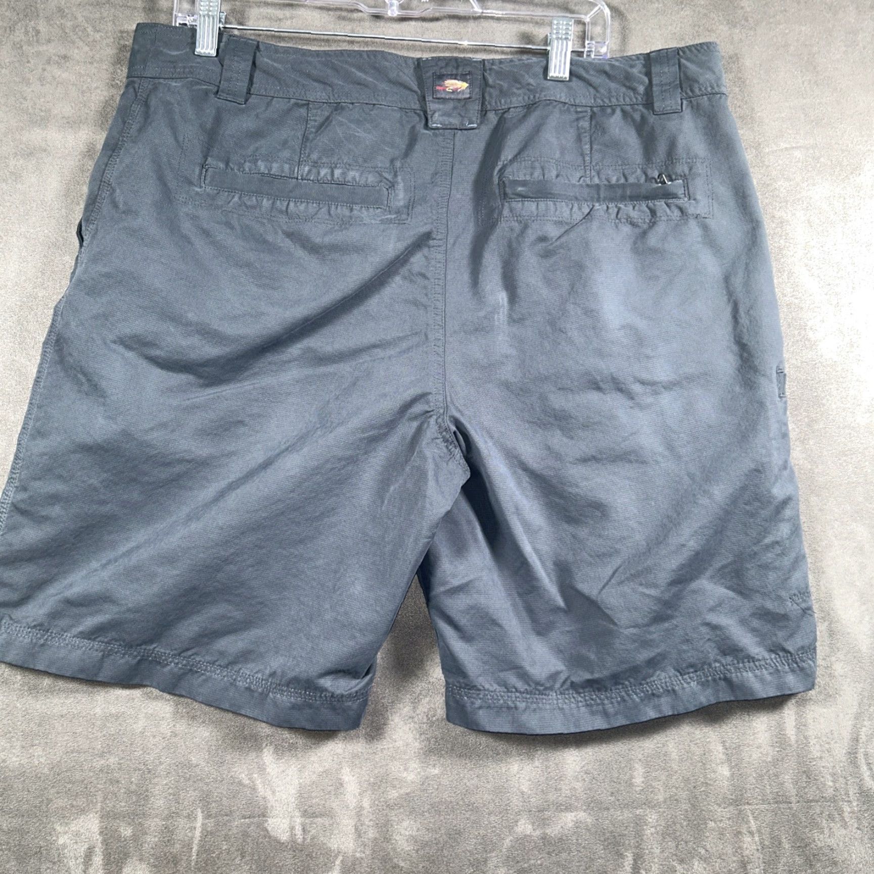 Orvis Orvis Gray Mens Shorts 36 Cargo Pocket Nylon Spandex Regular Inseam 9in Flat Front Casual Travel Outdoor Fisherman Button Closure Crewside? Size US 36 / EU 52 - 6 Thumbnail
