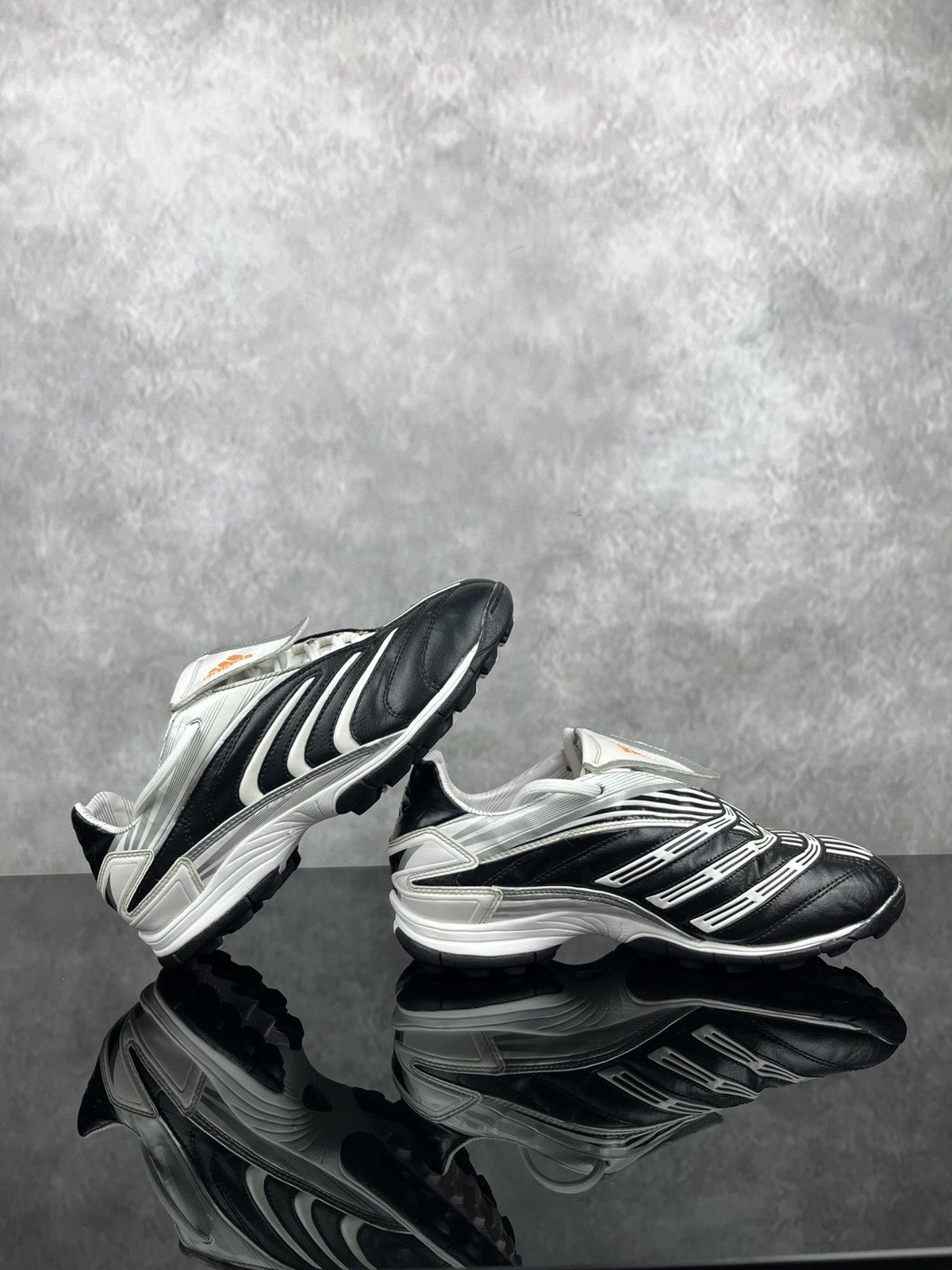 Adidas Vintage Adidas Predator Absolado TRX TF (2000s) US 6.5 Size US 6.5 / EU 39-40 - 5 Thumbnail