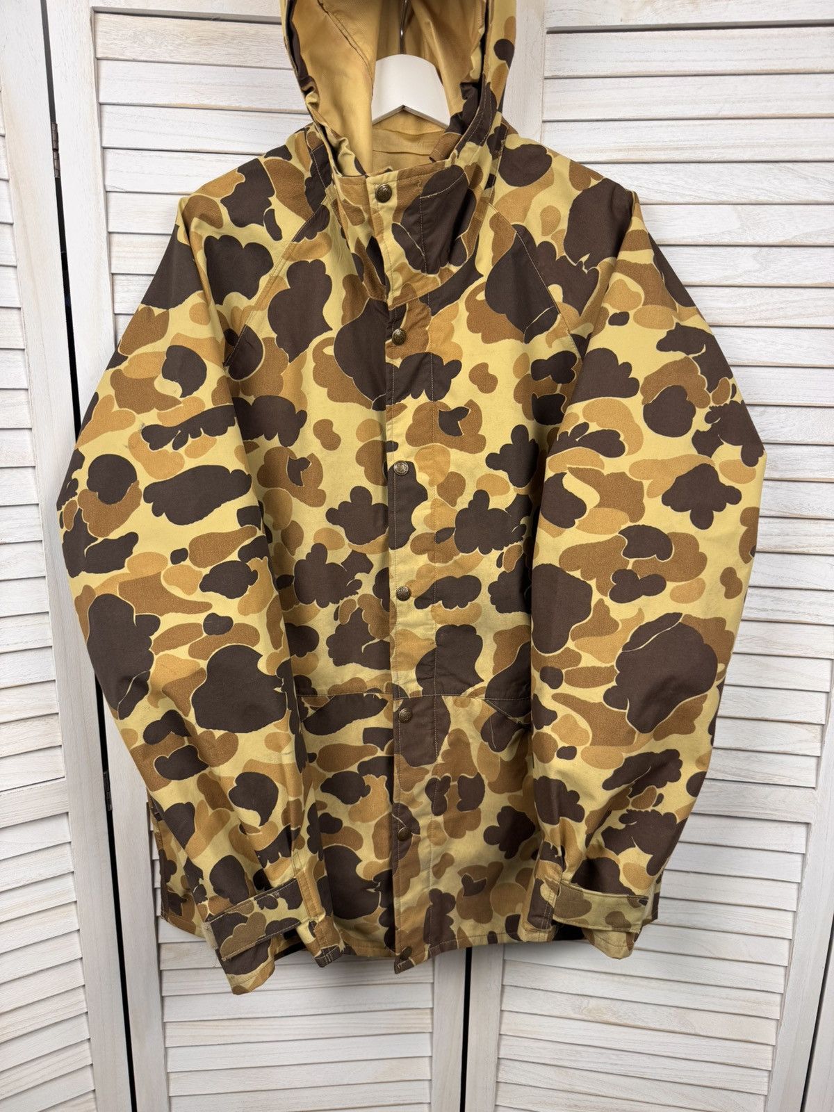 Vintage Vintage GORE-TEX Waterproof Camouflage Jacket Brown Beige Size US L / EU 52-54 / 3 - 5 Thumbnail
