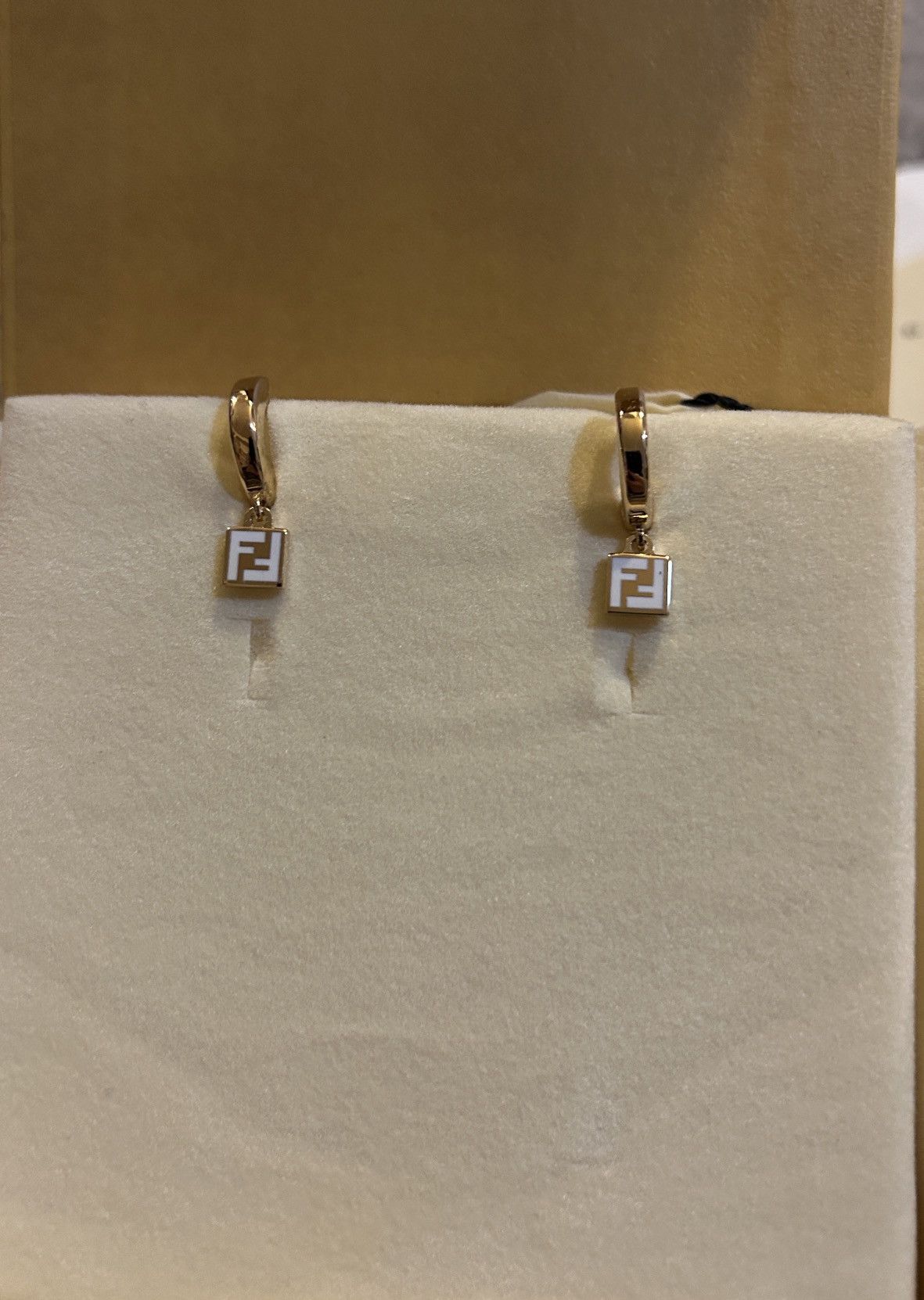 Fendi FENDI FF Forever Fendi Huggi Earring 8AH990 TL9 Size ONE SIZE - 2 Thumbnail
