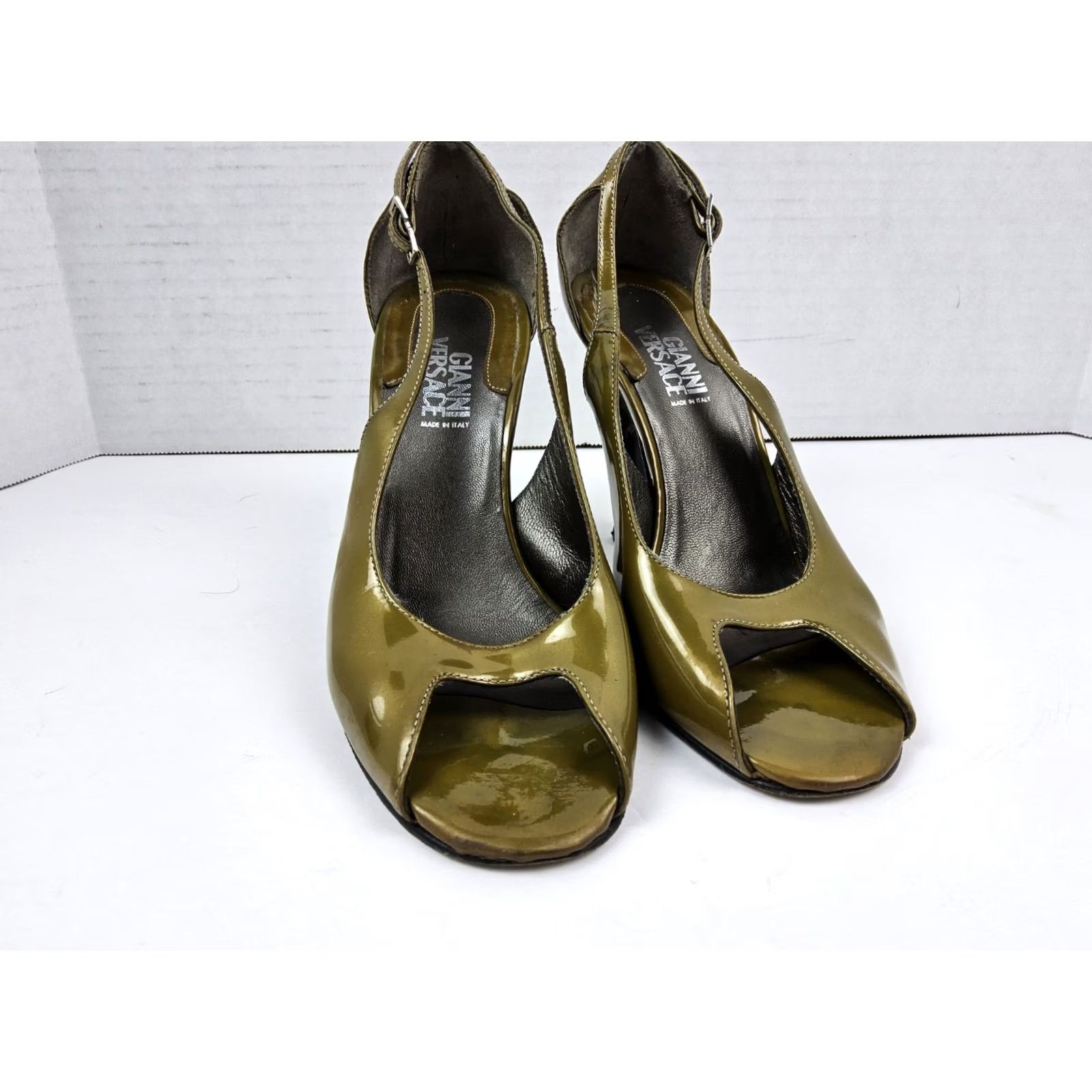 Versace Versace Pump Women Shoe US 5.5 35.5 Patent Leather Open Toe Sandals Heels Darkish Gold Size US 6 / IT 36 - 7 Thumbnail