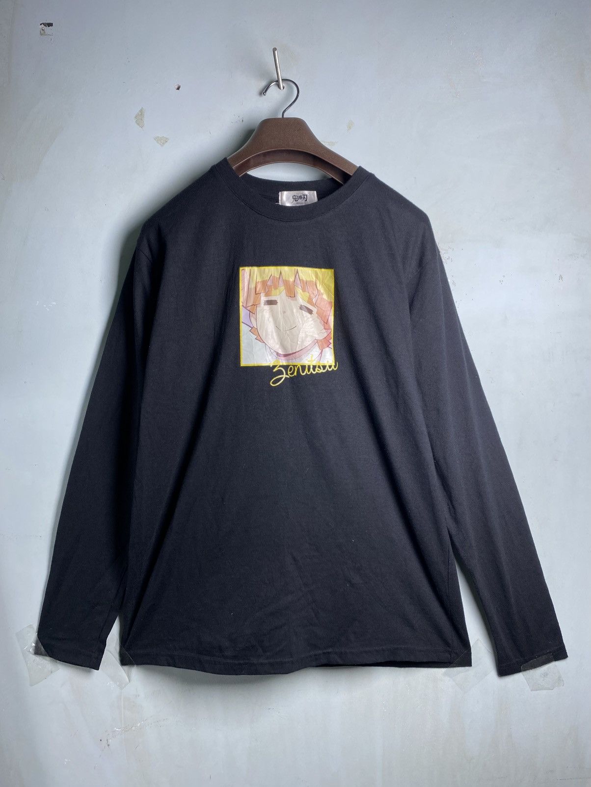 Anime Demon Slayer Zenitsu Anime Manga Size US M / EU 48-50 / 2 - 2 Thumbnail