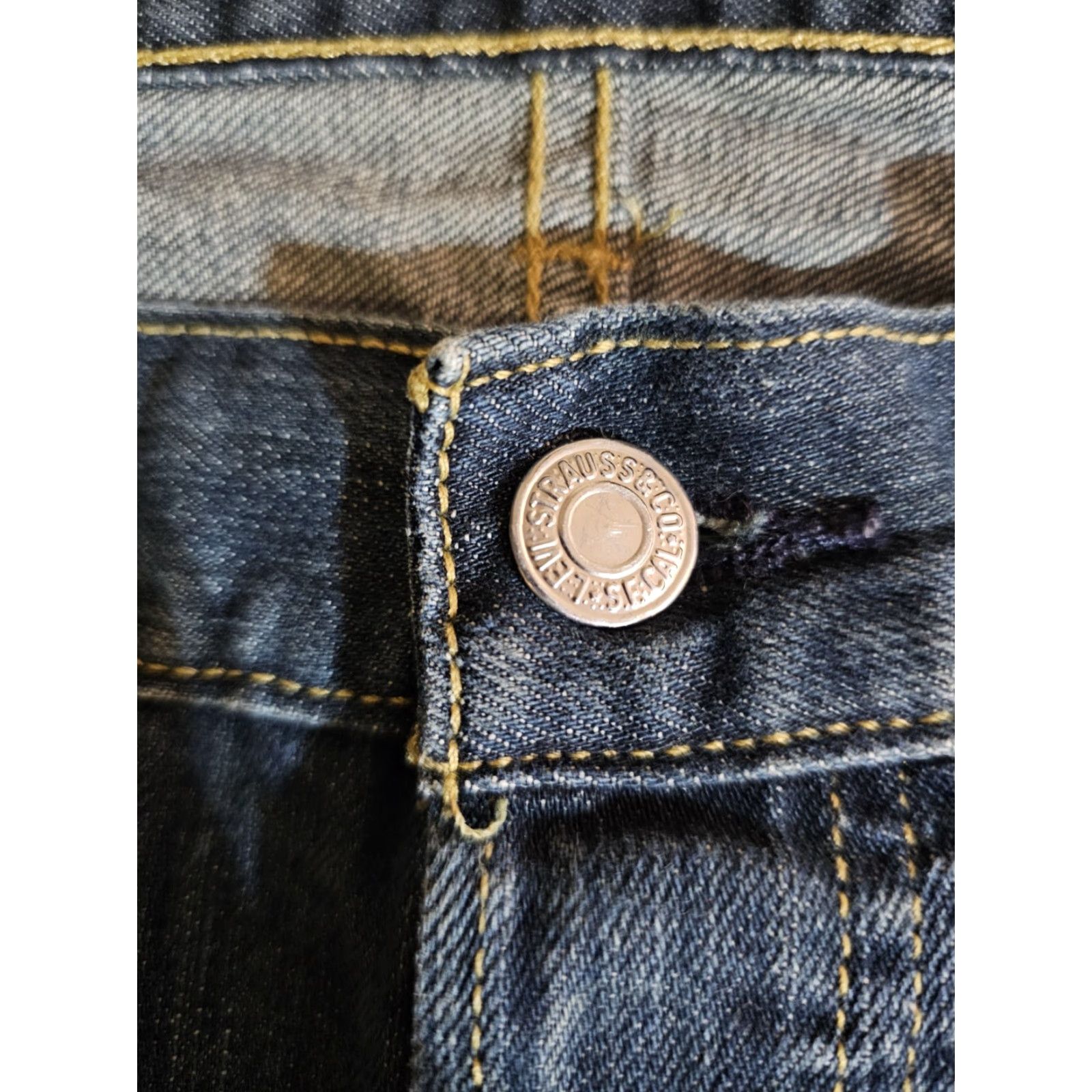 Levi's VINTAGE Levi 501 XX Button-Fly Jeans Dark Wash Denim Cotton Y2K Men 38x32 Size US 38 / EU 54 - 4 Thumbnail