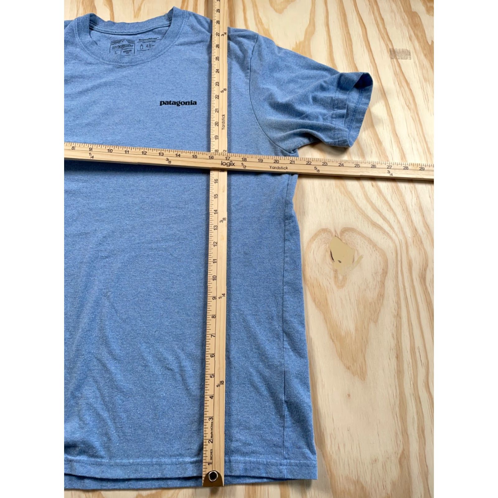 Patagonia Patagonia Logo Print T-Shirt Large Blue Regular Fit Double-Sided Adult Men Cotton Polyester Jersey Size US L / EU 52-54 / 3 - 6 Thumbnail