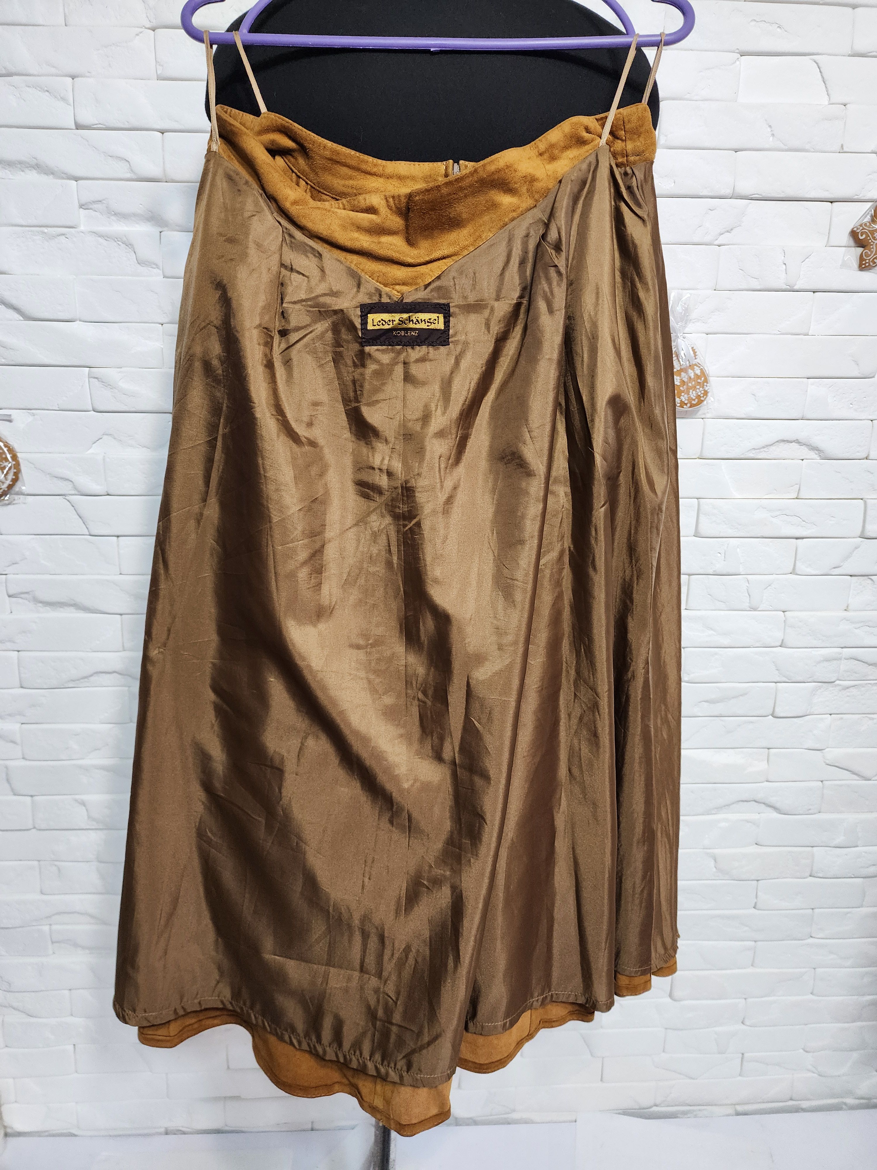 Uniqlo Brown Flared Leather Skirt with Pockets. Size 33" - 9 Thumbnail