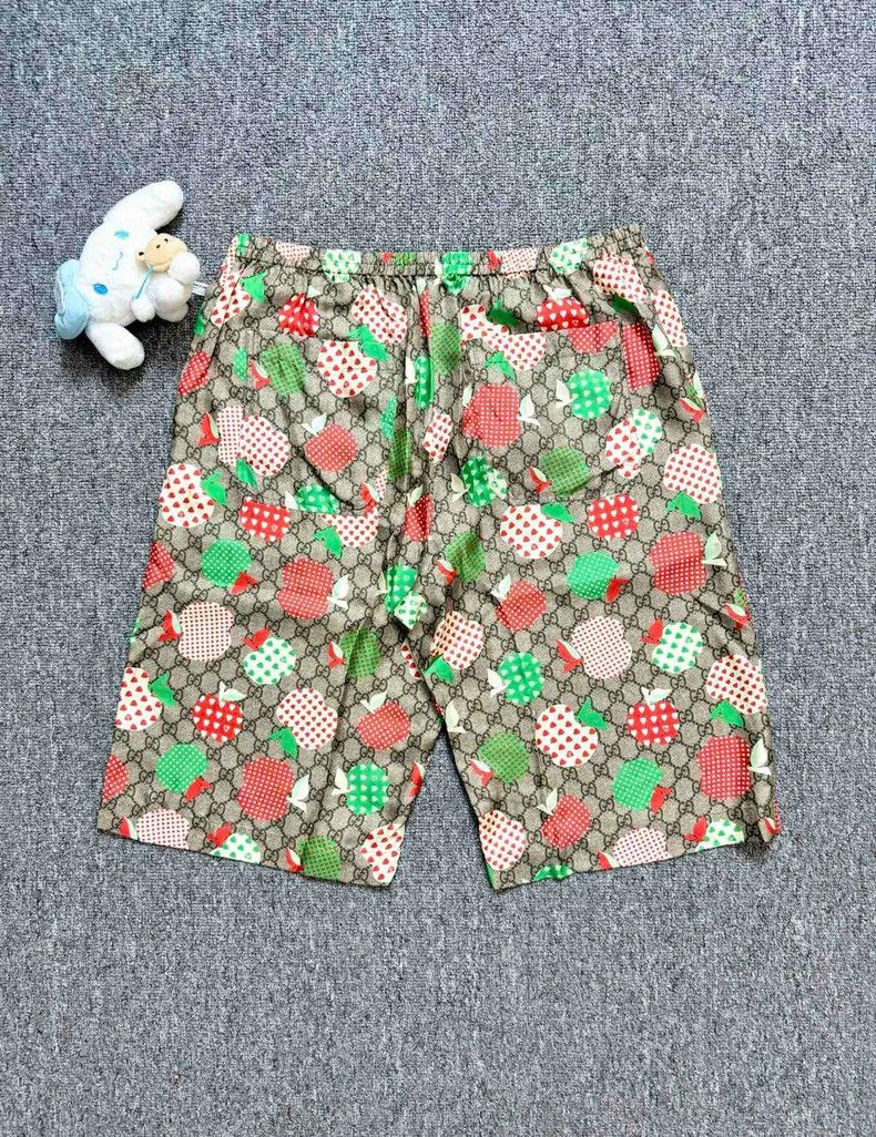 Gucci GucciBrown heart apple pattern silk casual shorts 2503-Next Size US 30 / EU 46 - 4 Thumbnail
