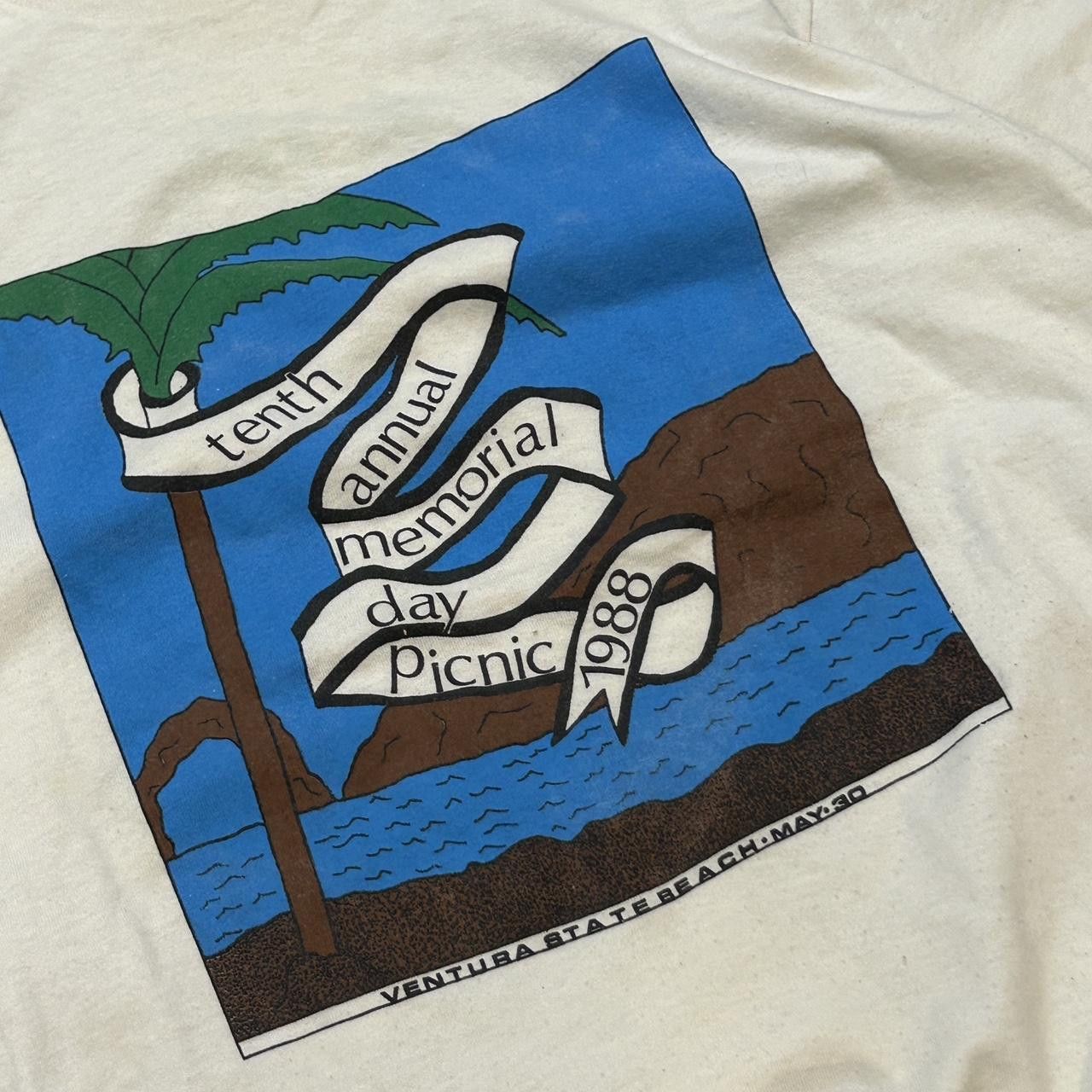 Vintage Vintage Ventura Seattle Beach 1988 White Short Sleeve Tee Size US XL / EU 56 / 4 - 2 Thumbnail