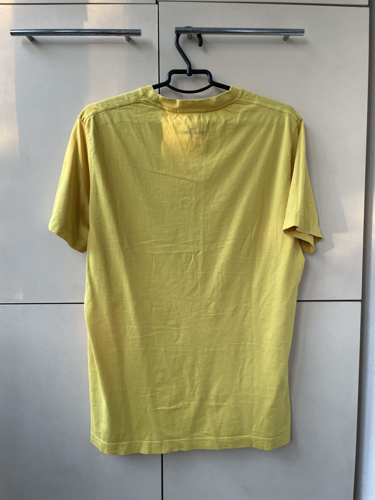 Stone Island Stone Island T shirt Yellow big logo Size US XL / EU 56 / 4 - 11 Thumbnail