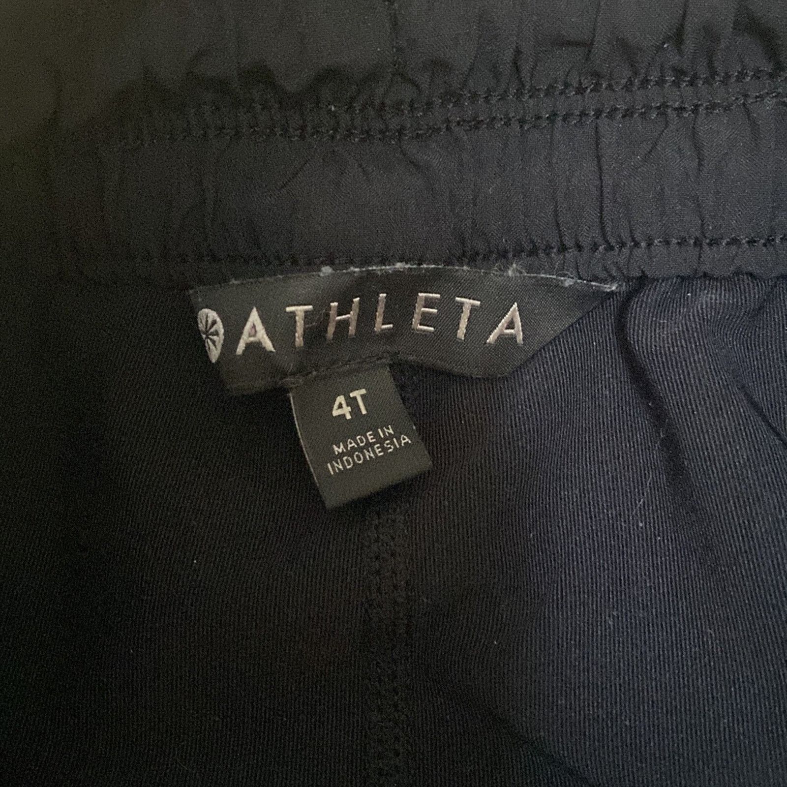 Old Navy Athleta Expedition Zip Front Black Skort Size 27" / US 4 / IT 40 - 3 Thumbnail