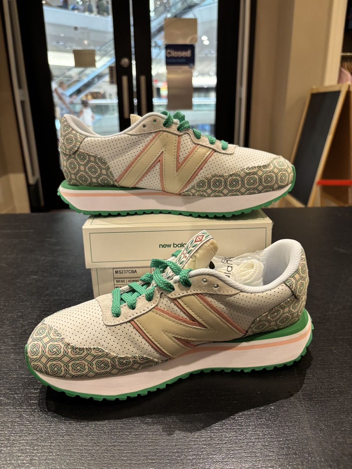 New Balance New Balance 237 X Casablanca ‘Munsell White’ Size US 7.5 / EU 40-41 - 2 Thumbnail