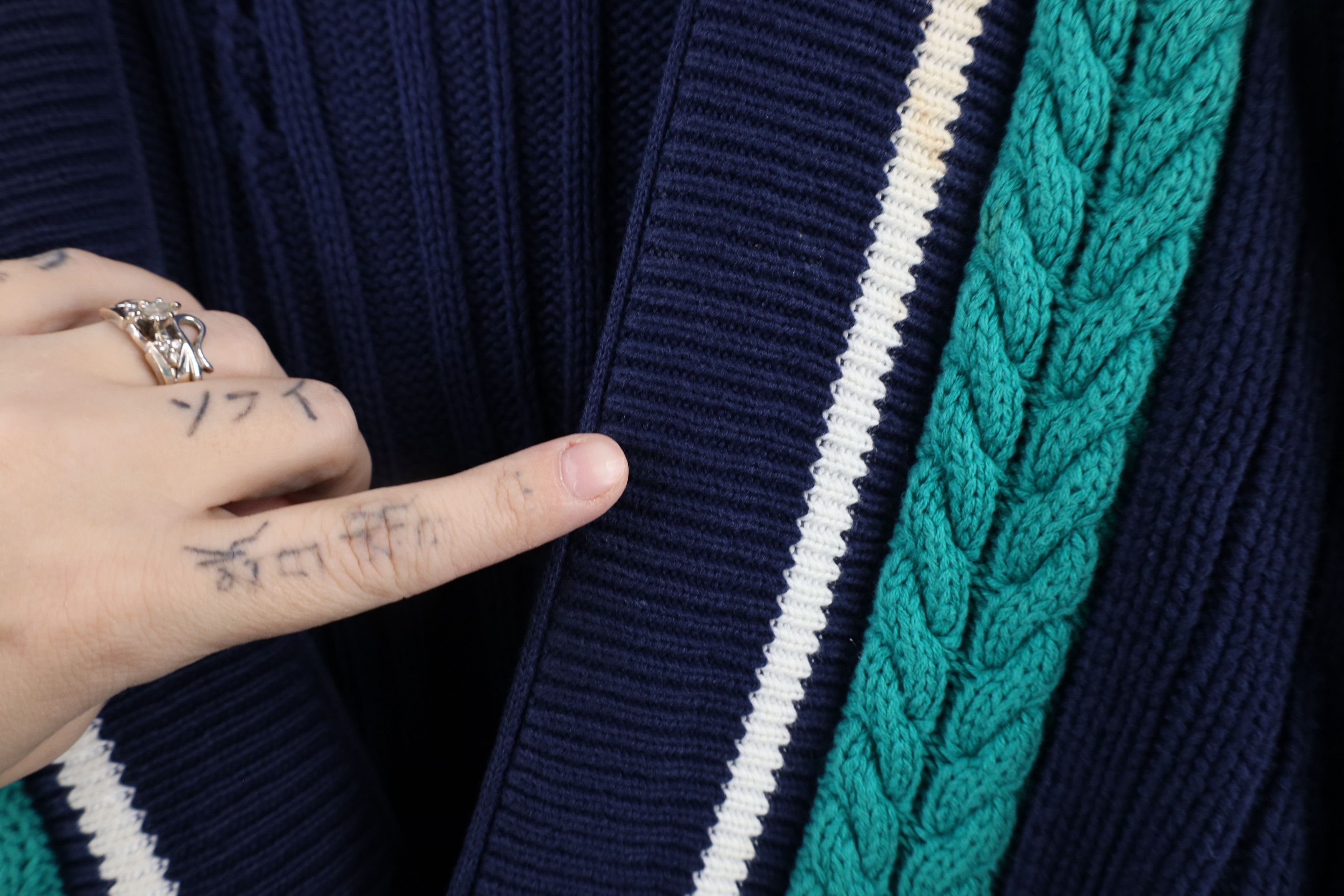 Vintage Vintage 90s Streetwear Framed Cable Knit Cardigan Sweater Size US M / EU 48-50 / 2 - 6 Thumbnail
